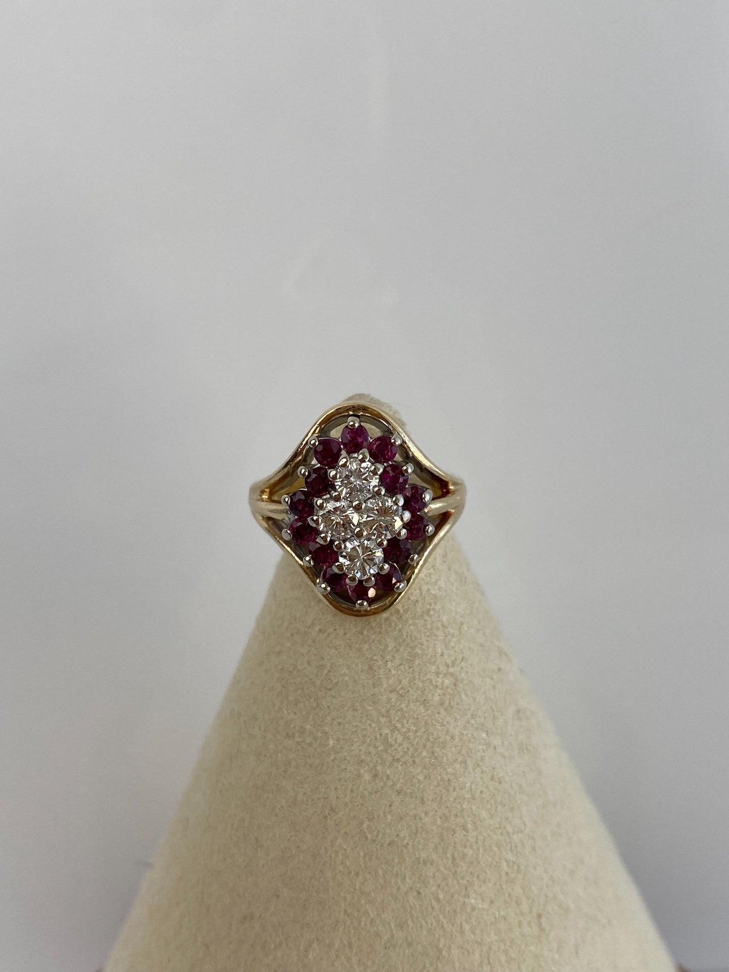 Vintage Solid 14k Yellow Gold Diamond Pink Sapphire Ring - Size 2.25