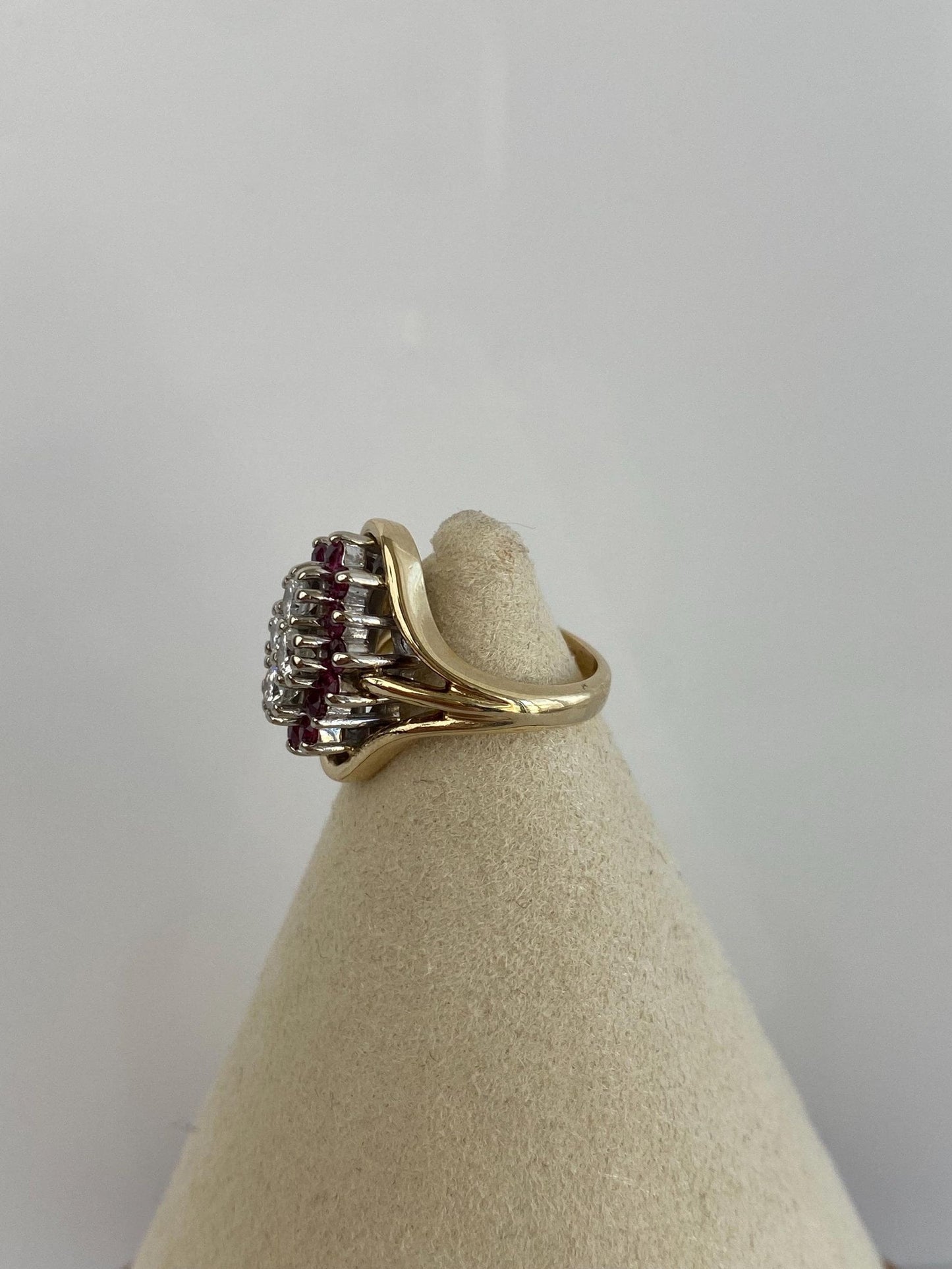 Vintage Solid 14k Yellow Gold Diamond Pink Sapphire Ring - Size 2.25