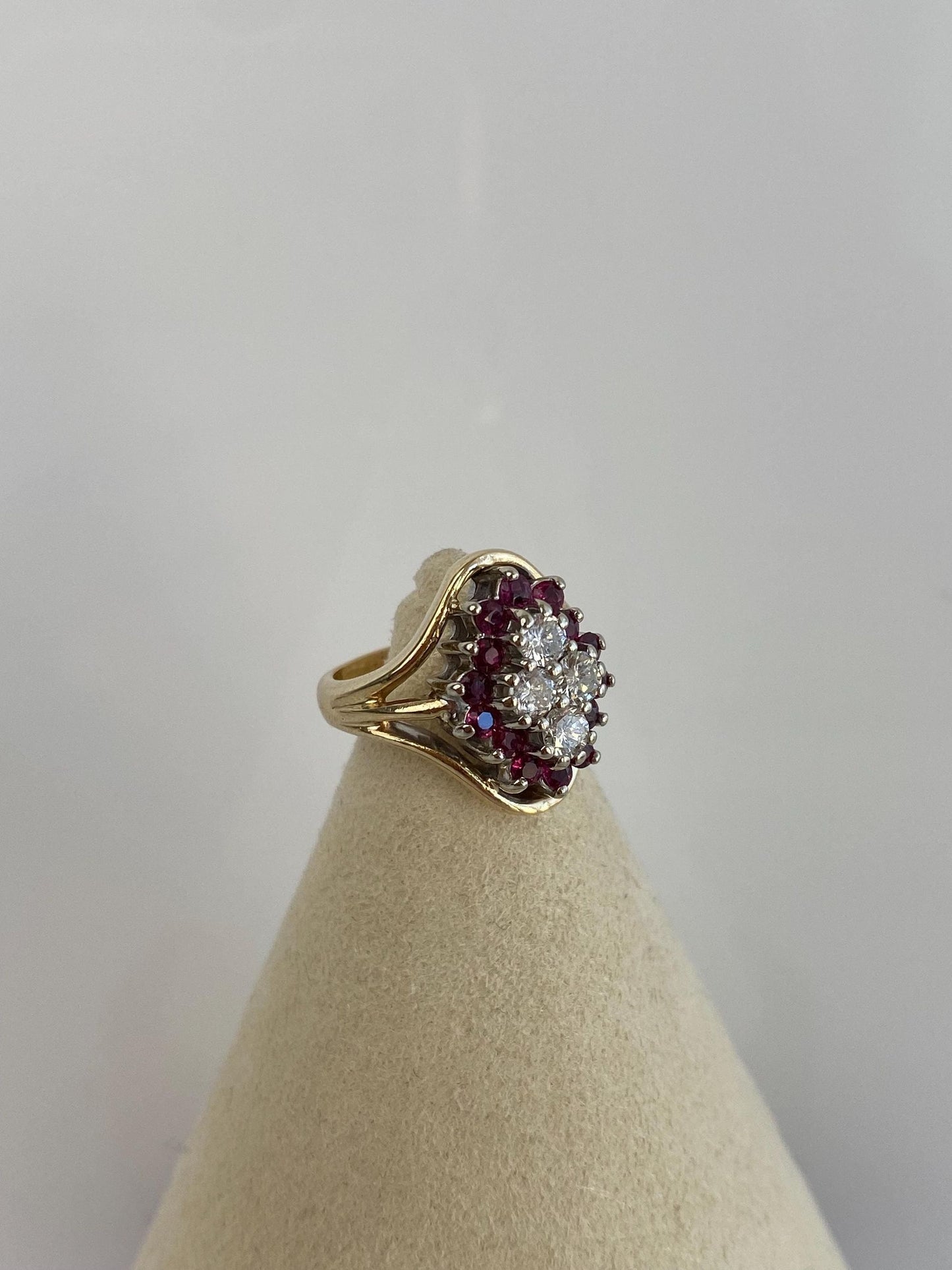 Vintage Solid 14k Yellow Gold Diamond Pink Sapphire Ring - Size 2.25