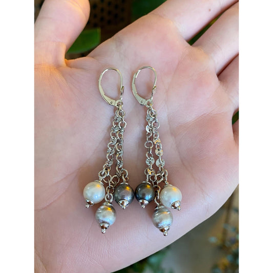 Vintage Solid 14k White Gold Colored Pearls Diamond Cut Link Chain Dangle Earrings