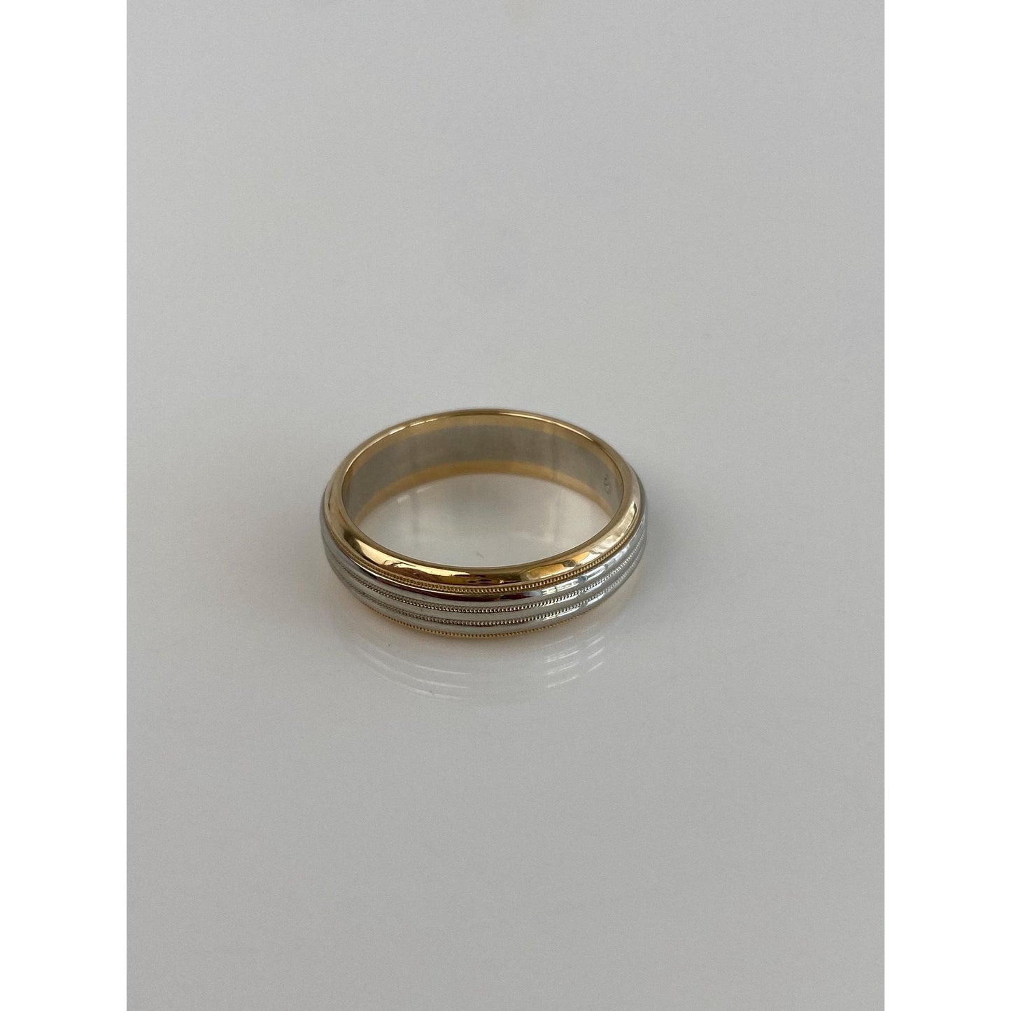 Vintage Solid 14k White & Yellow Gold Lined Ring Band - Size 8.25-8.5