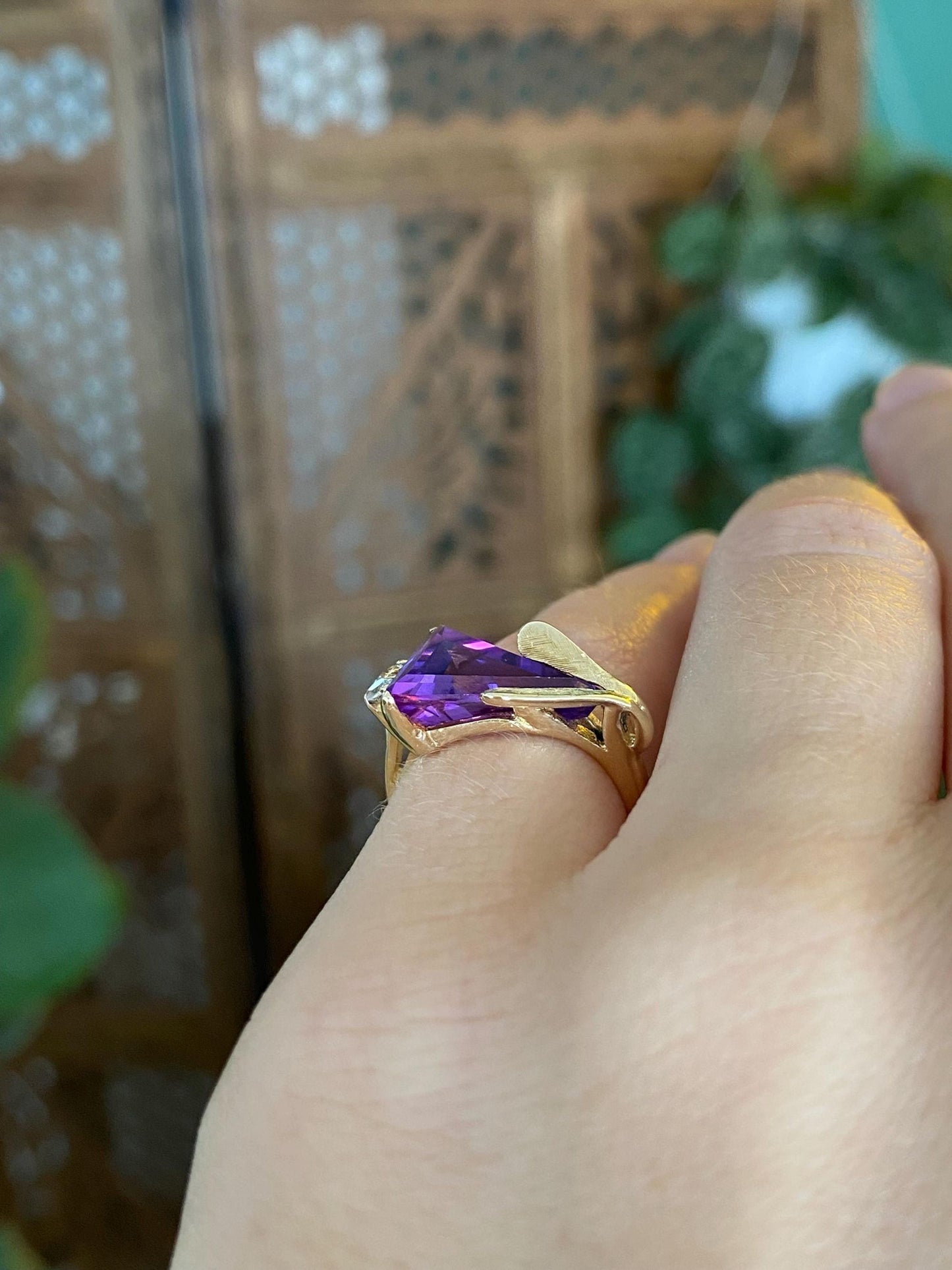 Vintage Solid 14k Yellow Gold Amethyst Clear Spinel Ring - Size 2.75