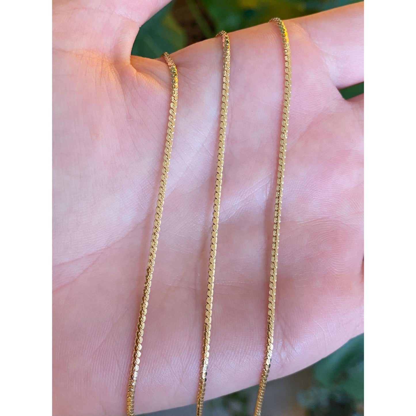 Vintage Solid 18k Yellow Gold Long Rounded Serpentine Chain - 23.5 inches