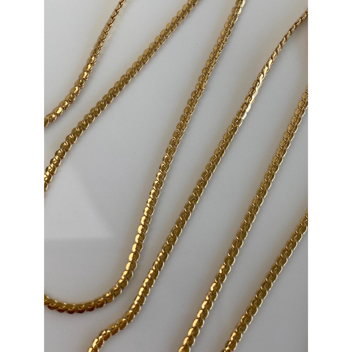 Vintage Solid 18k Yellow Gold Long Rounded Serpentine Chain - 23.5 inches