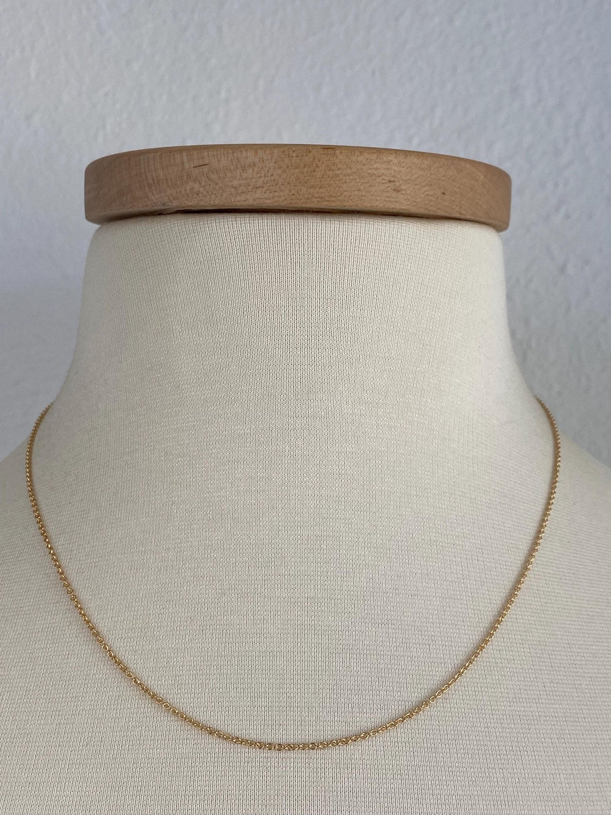 Vintage Solid 18k Yellow Gold Tight Rolo Style Chain Necklace - 18.5 inches