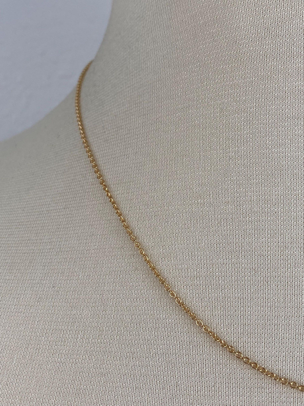 Vintage Solid 18k Yellow Gold Tight Rolo Style Chain Necklace - 18.5 inches