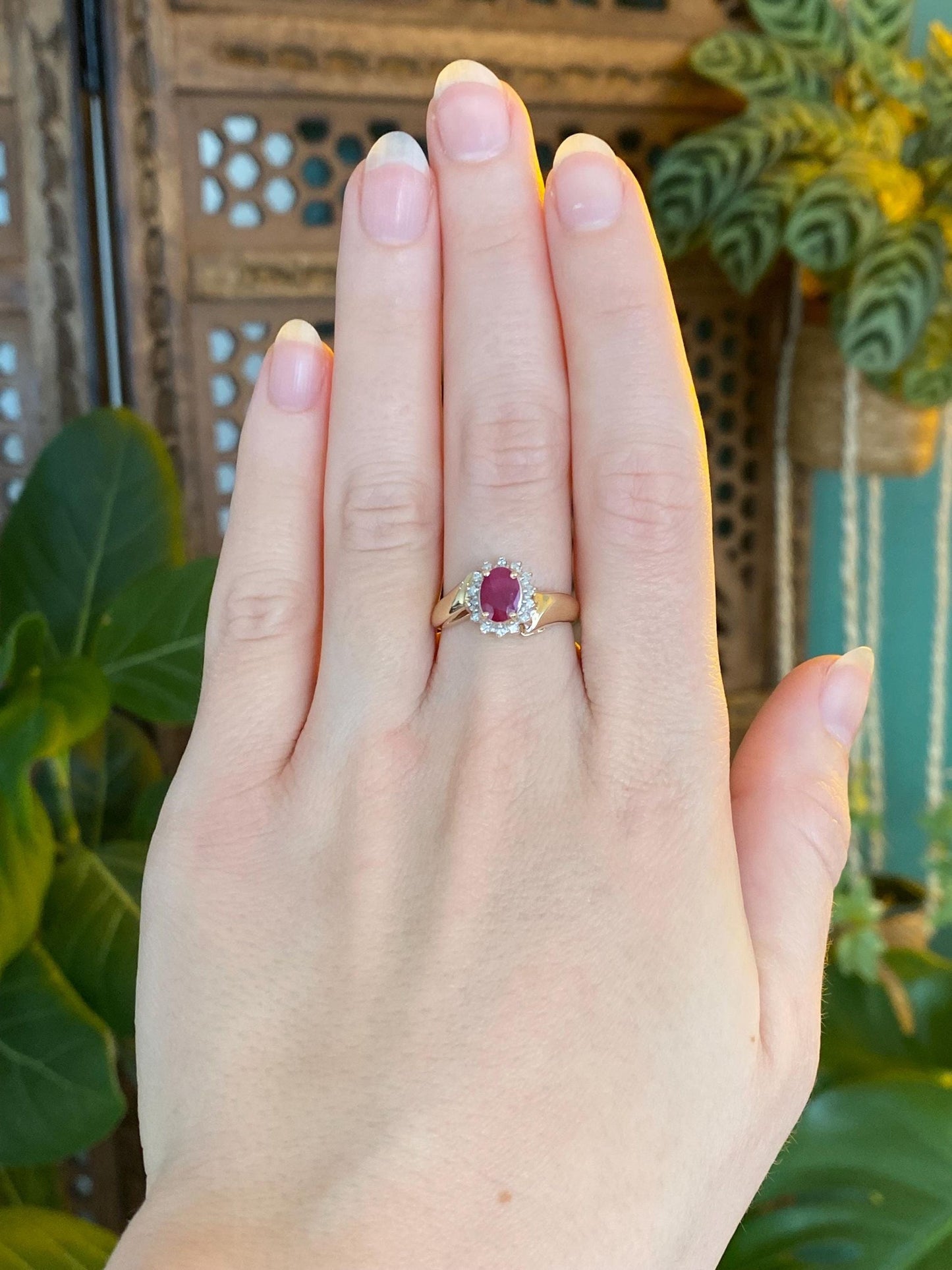 Vintage Solid 14k Yellow Gold Diamond Halo Ruby Twist Ring - Size 6.75