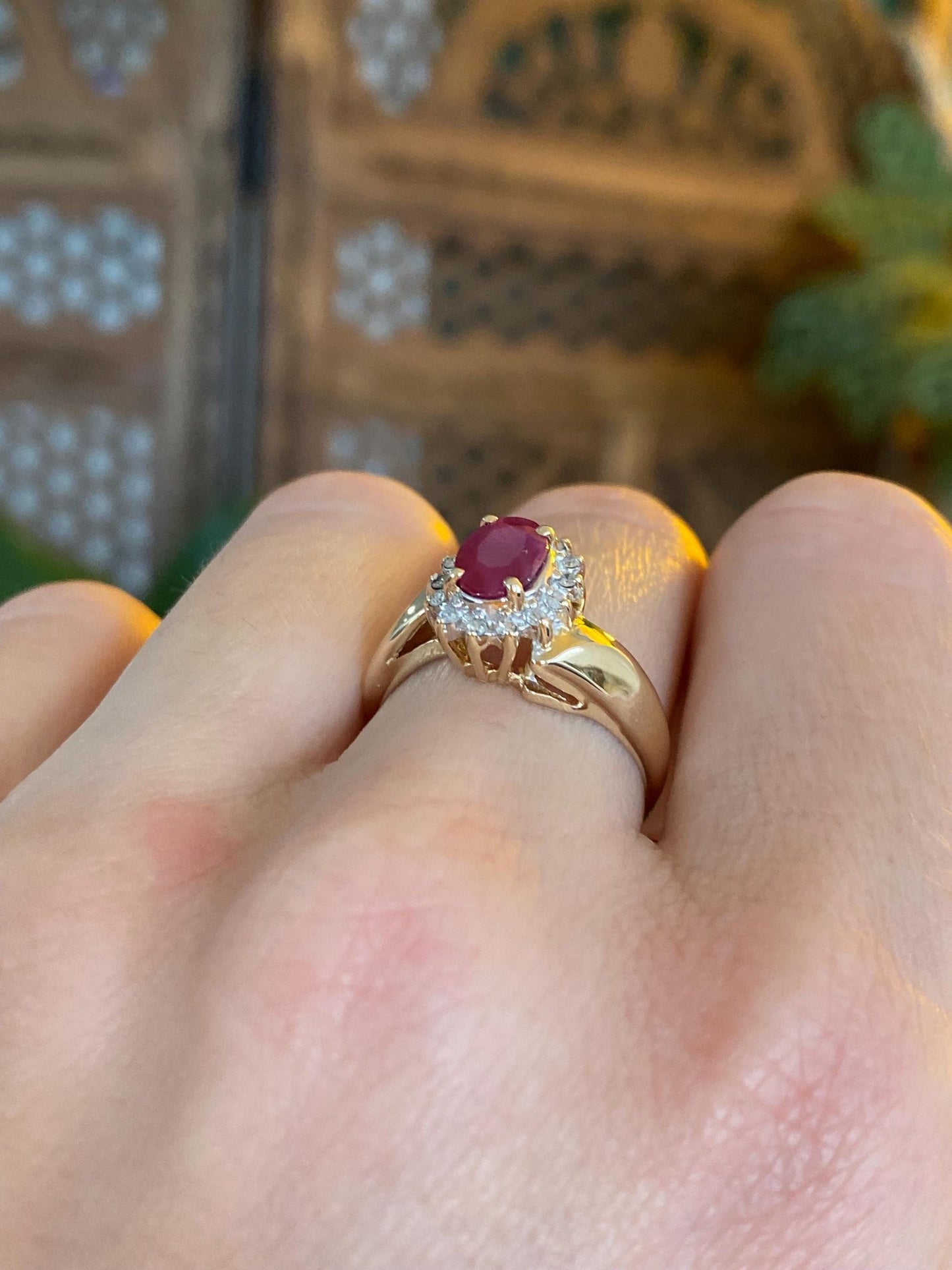 Vintage Solid 14k Yellow Gold Diamond Halo Ruby Twist Ring - Size 6.75