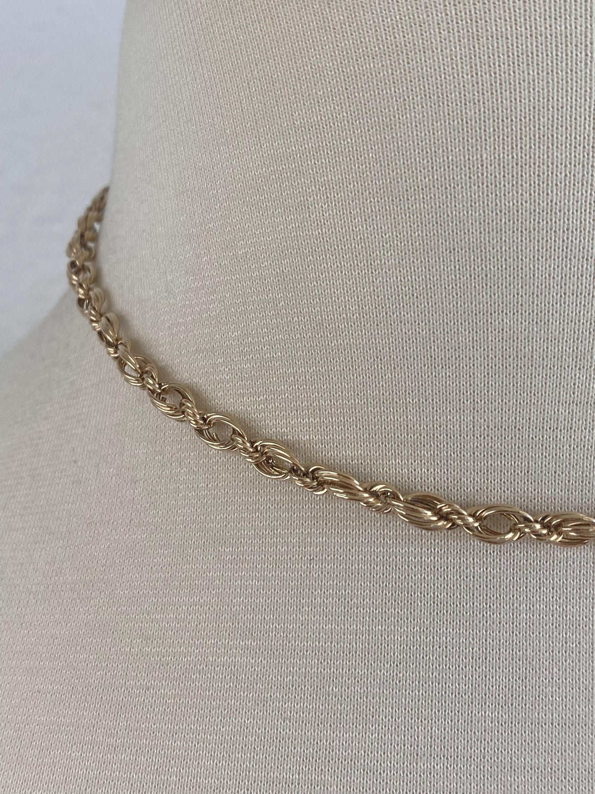 Vintage 14k Yellow Gold Open Design Rope Chain Necklace - 15.25 inches