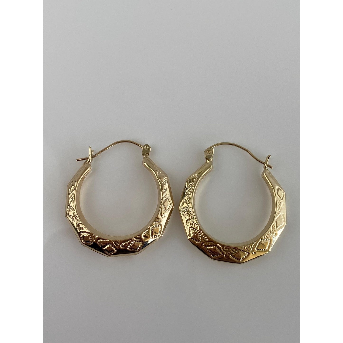 Vintage 10k Yellow Gold Pattern Hoop Earrings