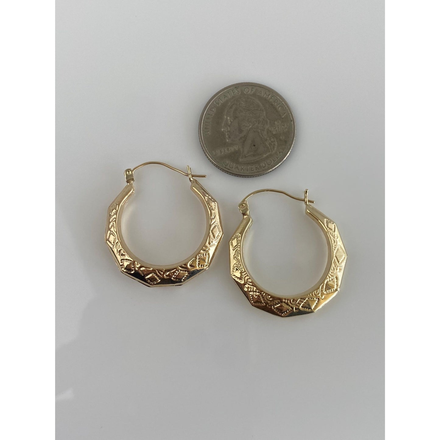 Vintage 10k Yellow Gold Pattern Hoop Earrings
