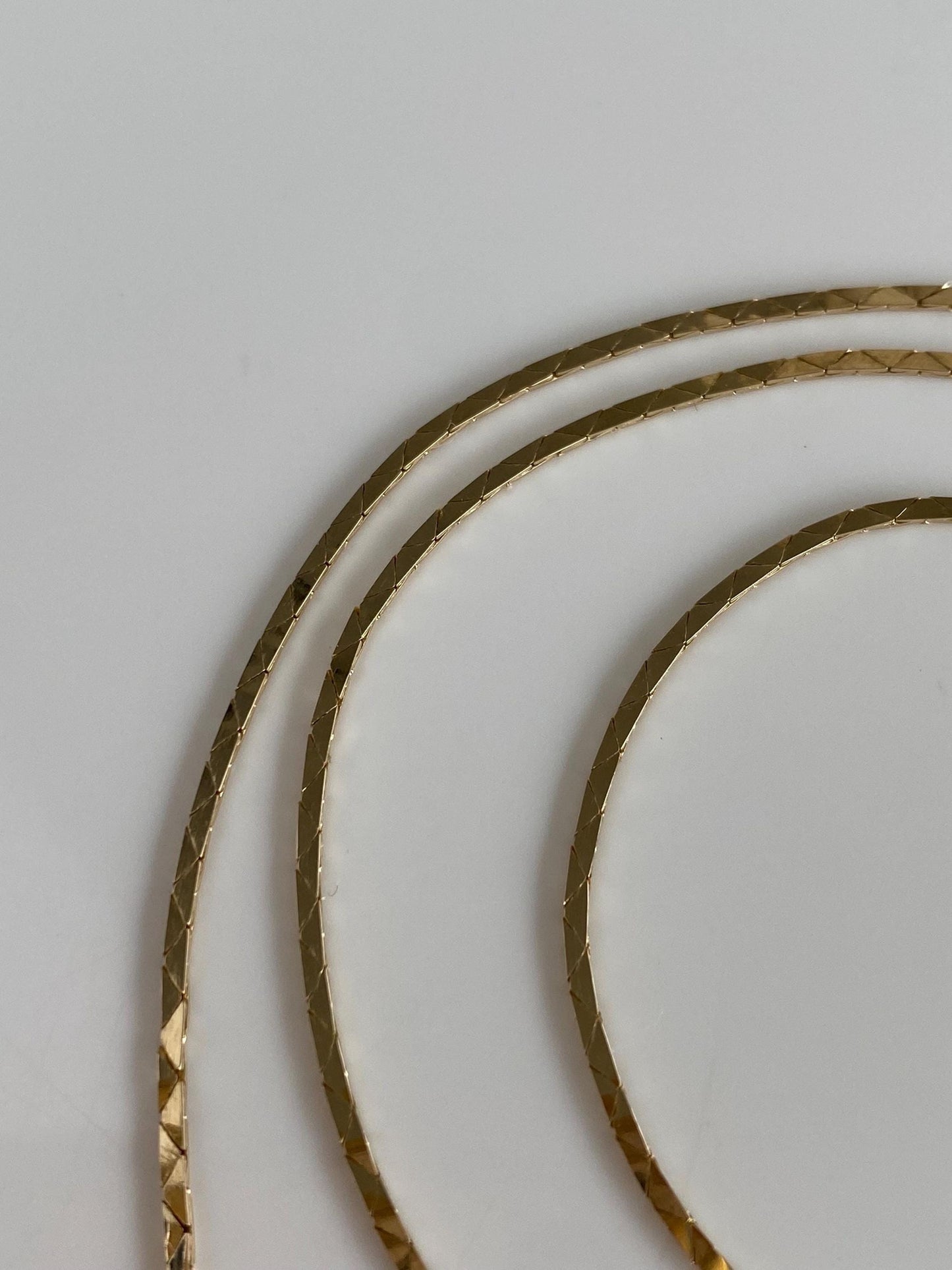 Vintage Solid 14k Yellow Gold Triangle Link Chain Necklace - 18 inches
