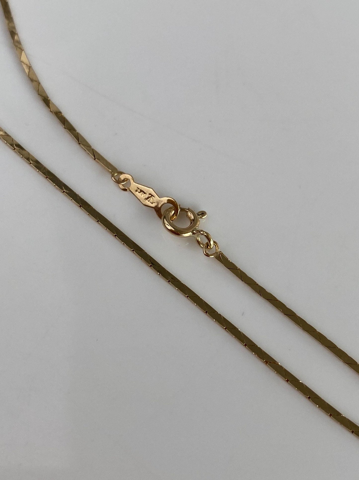Vintage Solid 14k Yellow Gold Triangle Link Chain Necklace - 18 inches