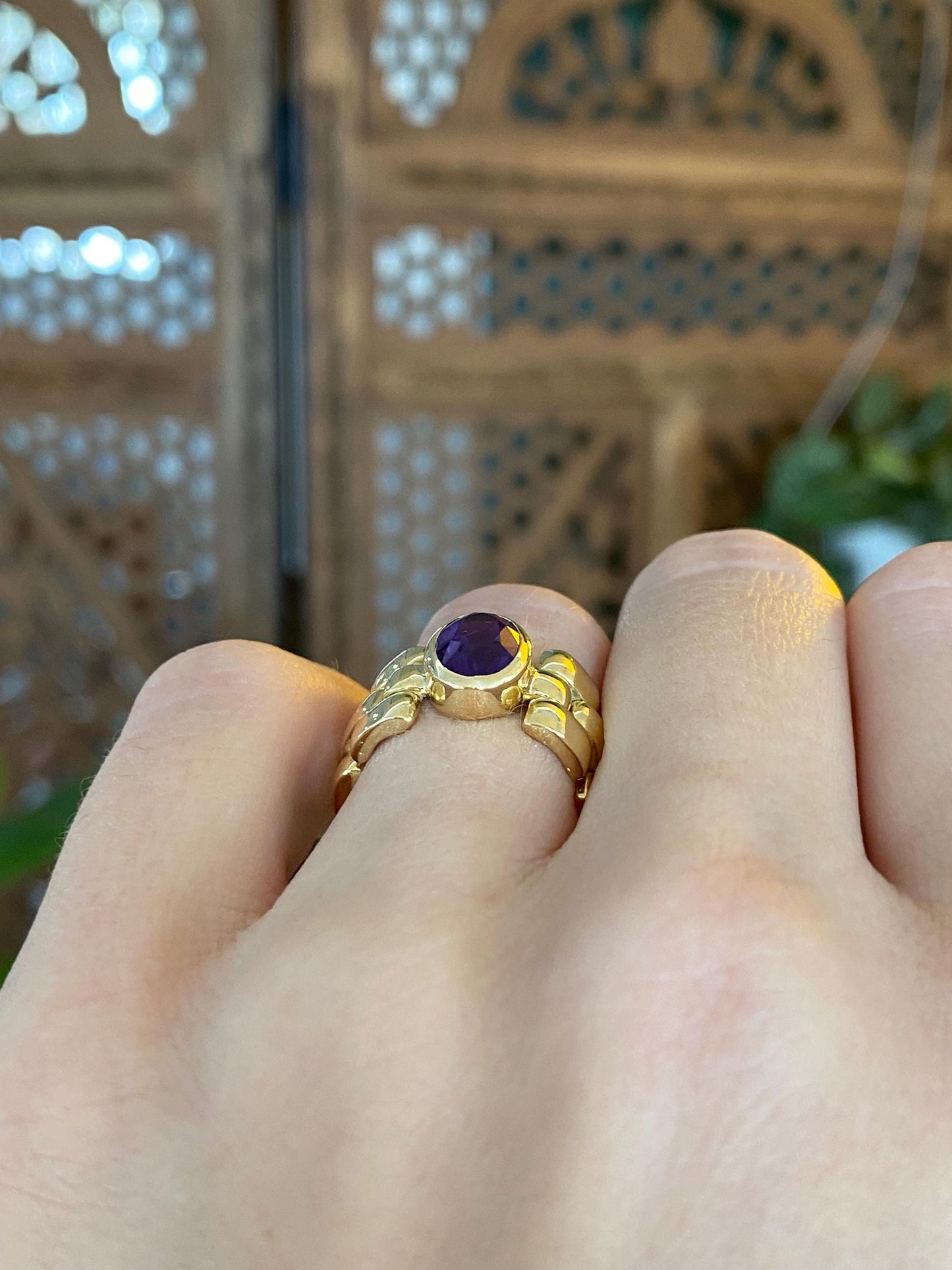 Vintage Solid 18k Yellow Gold Amethyst Watch Band Style Ring Band - Size 5.5