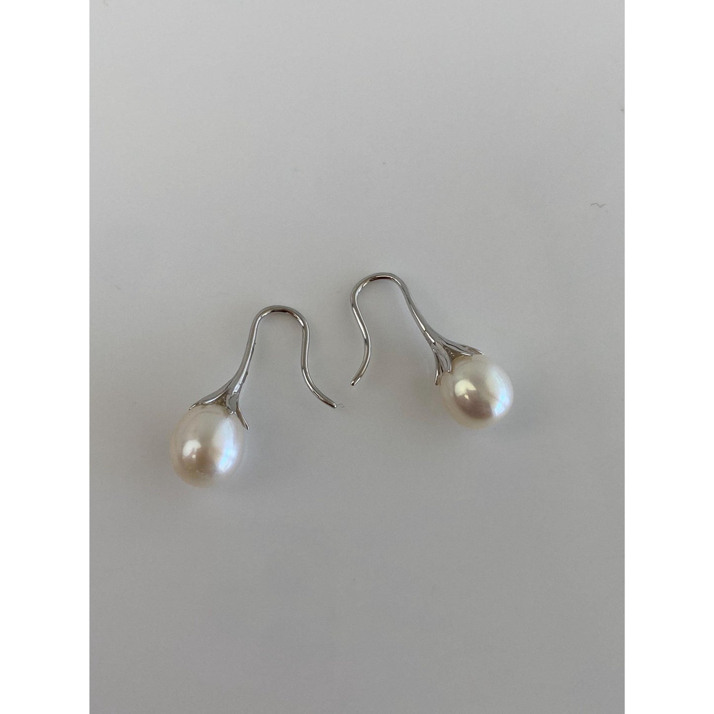 Vintage Solid 14k White Gold Pearl Dangle Earrings