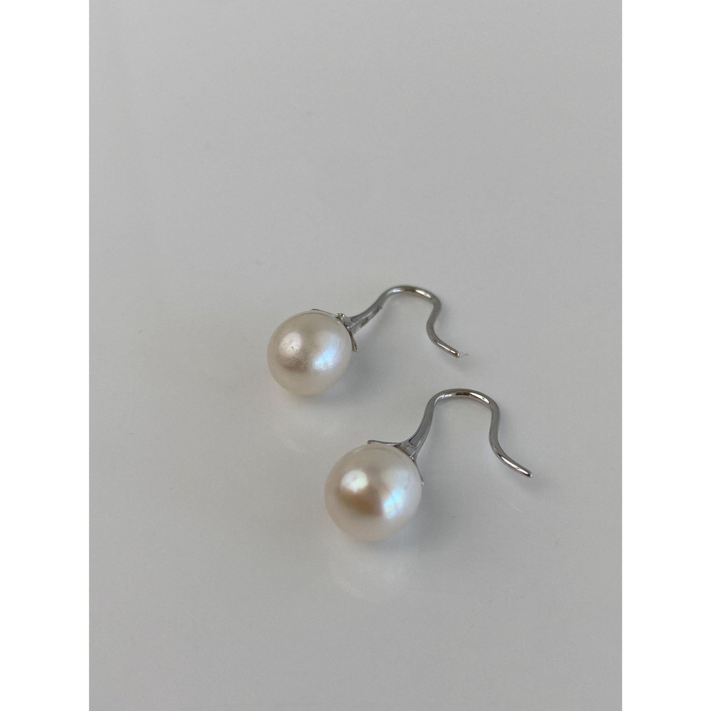 Vintage Solid 14k White Gold Pearl Dangle Earrings