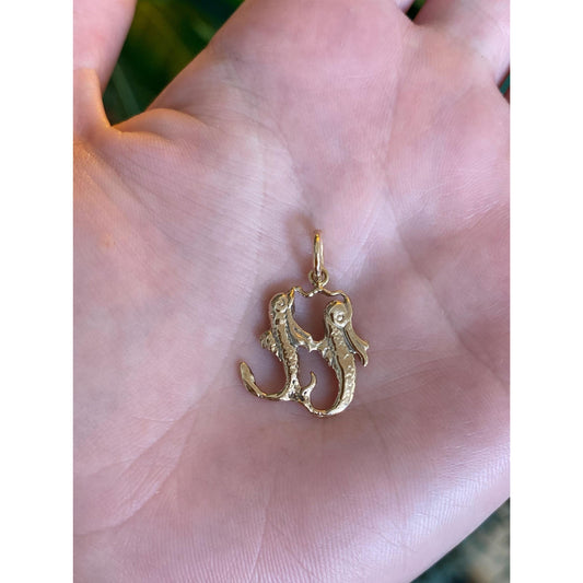 Vintage Solid 14k Yellow Gold Pisces Fishes Charm