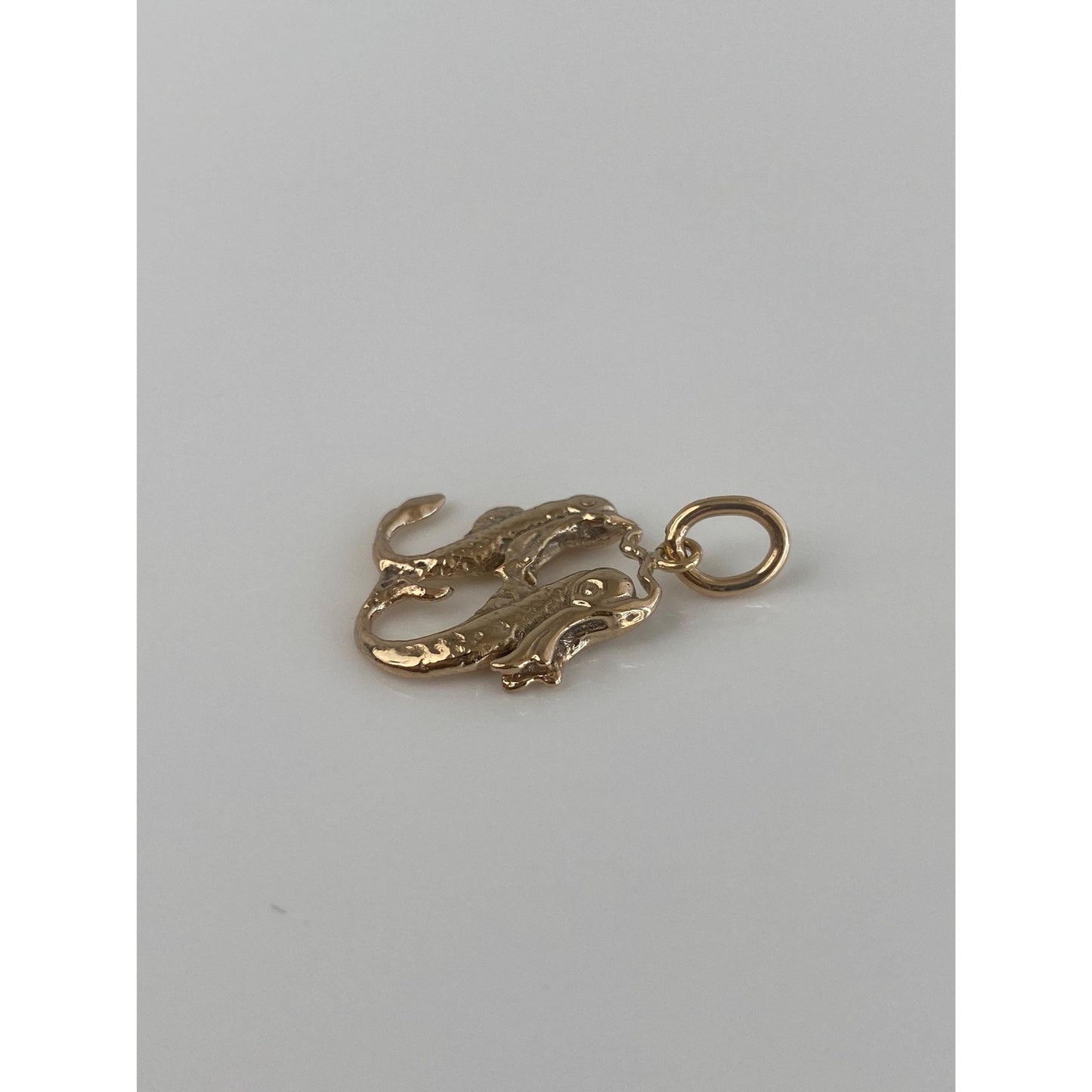 Vintage Solid 14k Yellow Gold Pisces Fishes Charm