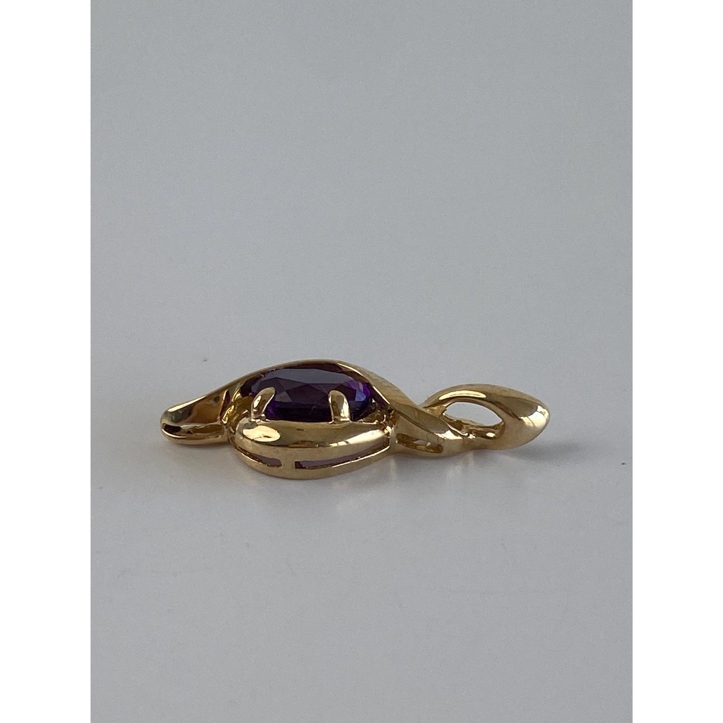 Vintage Solid 14k Yellow Gold Amethyst Charm