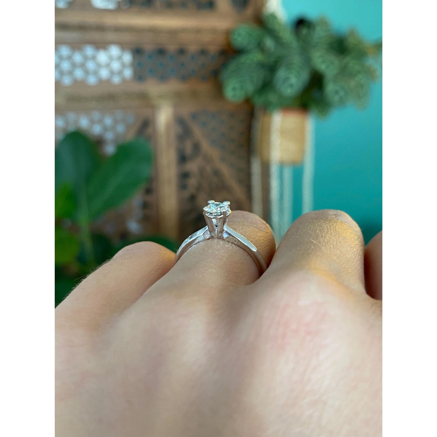 Vintage Solid 14k White Gold Diamond Ring - Size 5.75