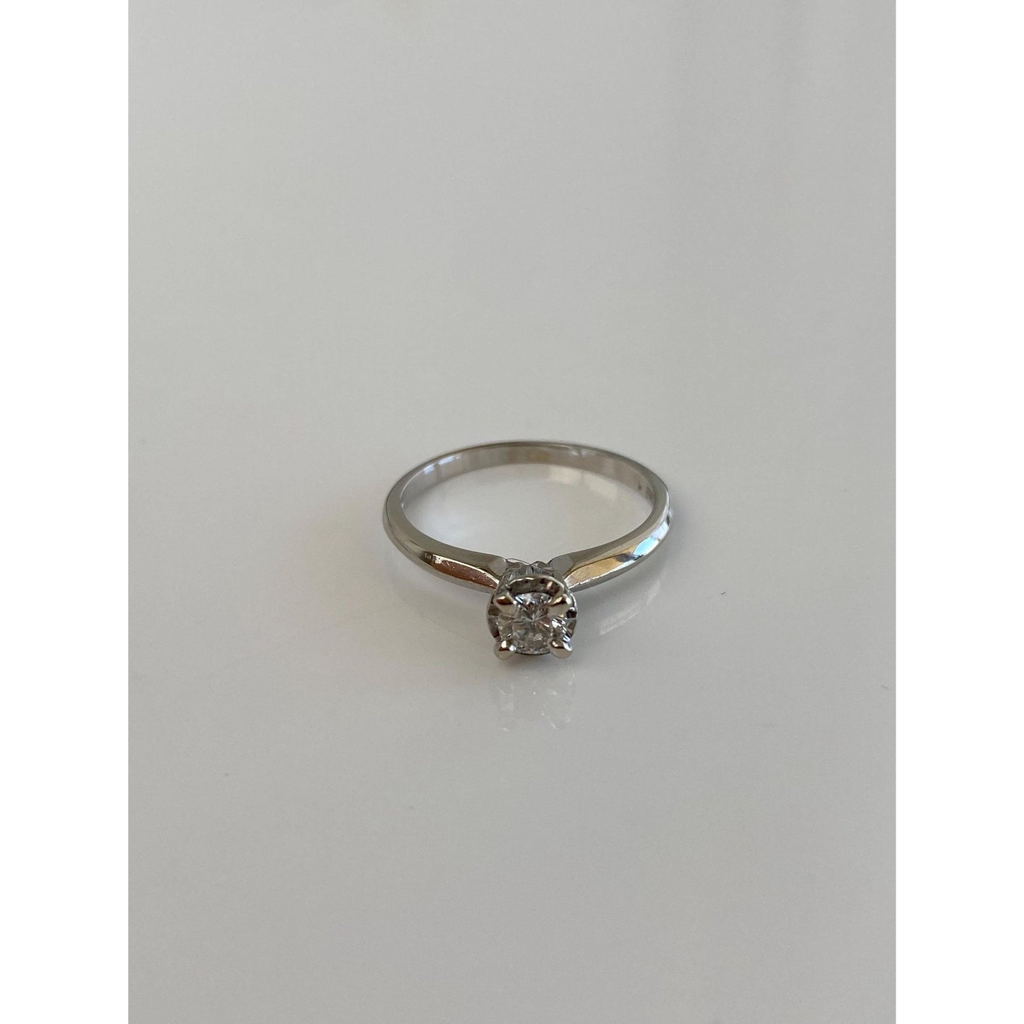 Vintage Solid 14k White Gold Diamond Ring - Size 5.75