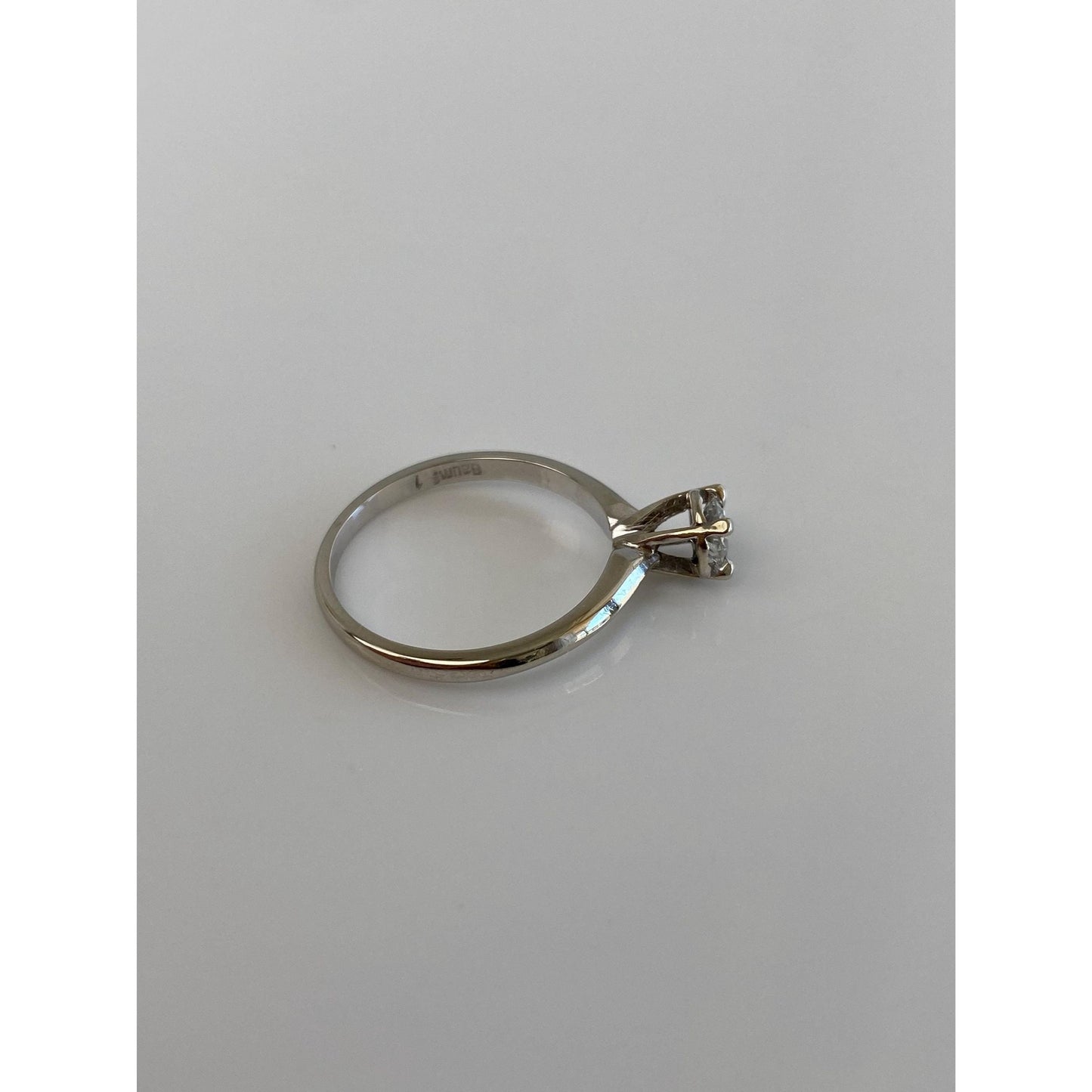 Vintage Solid 14k White Gold Diamond Ring - Size 5.75