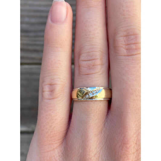 Vintage Solid 14k Yellow & White Gold Diamond Ring Band - Size 6