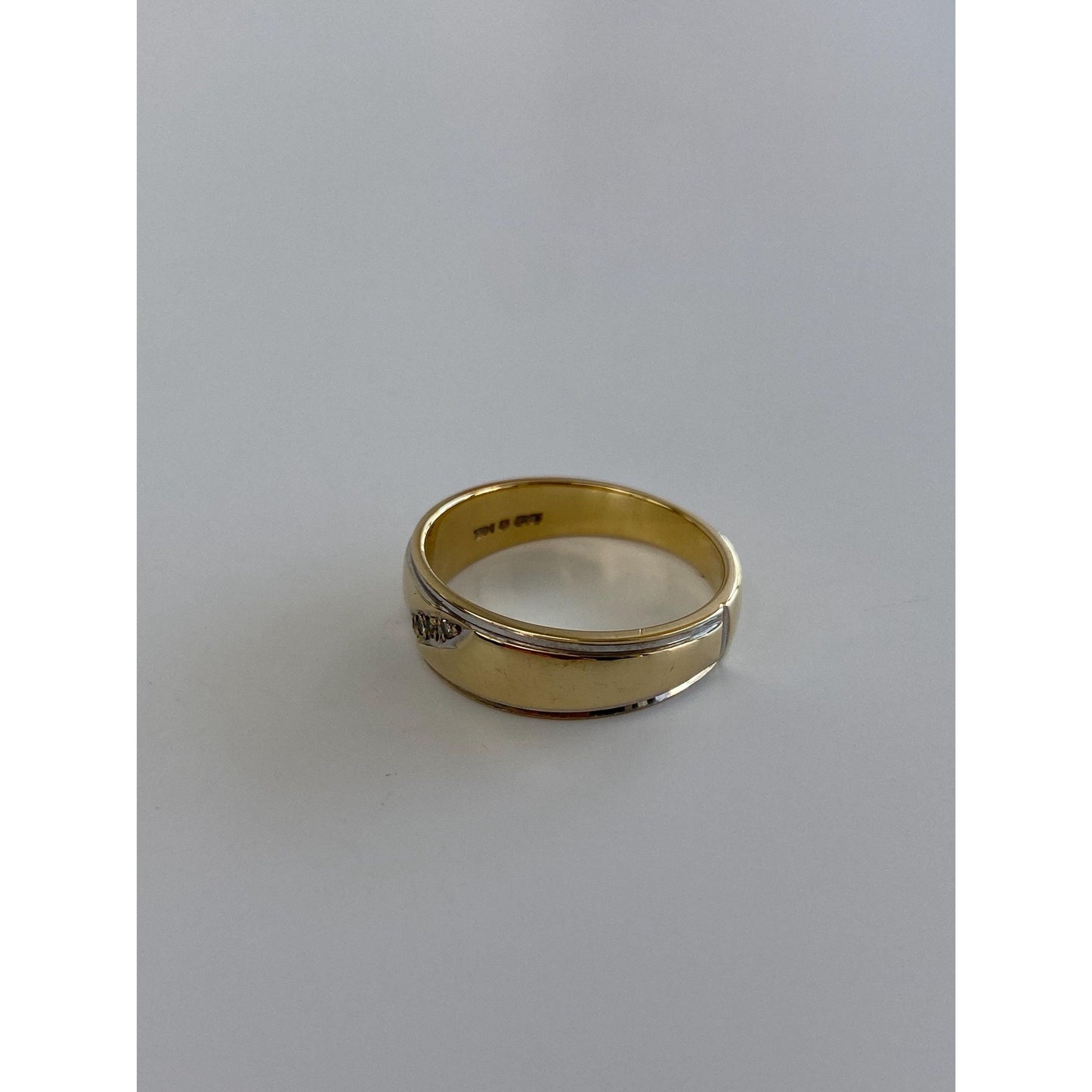 Vintage Solid 14k Yellow & White Gold Diamond Ring Band - Size 6