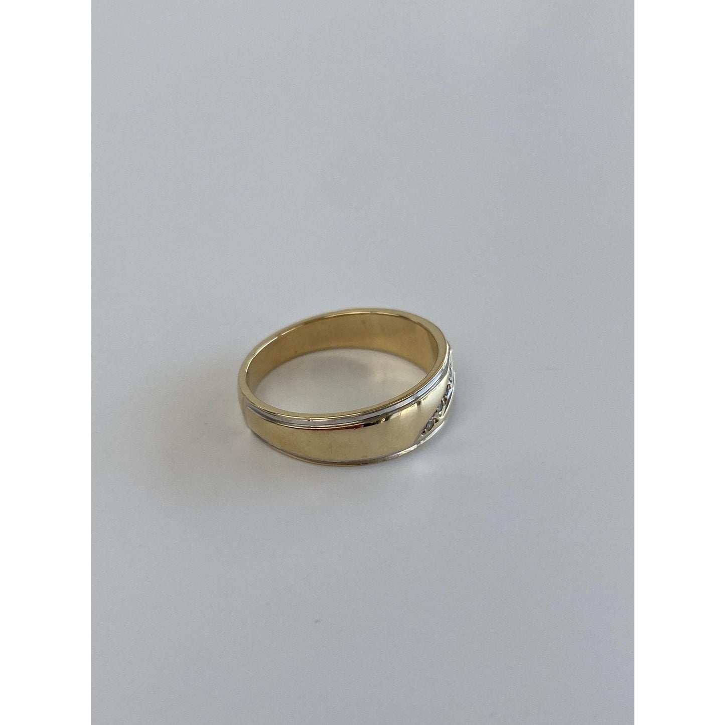 Vintage Solid 14k Yellow & White Gold Diamond Ring Band - Size 6