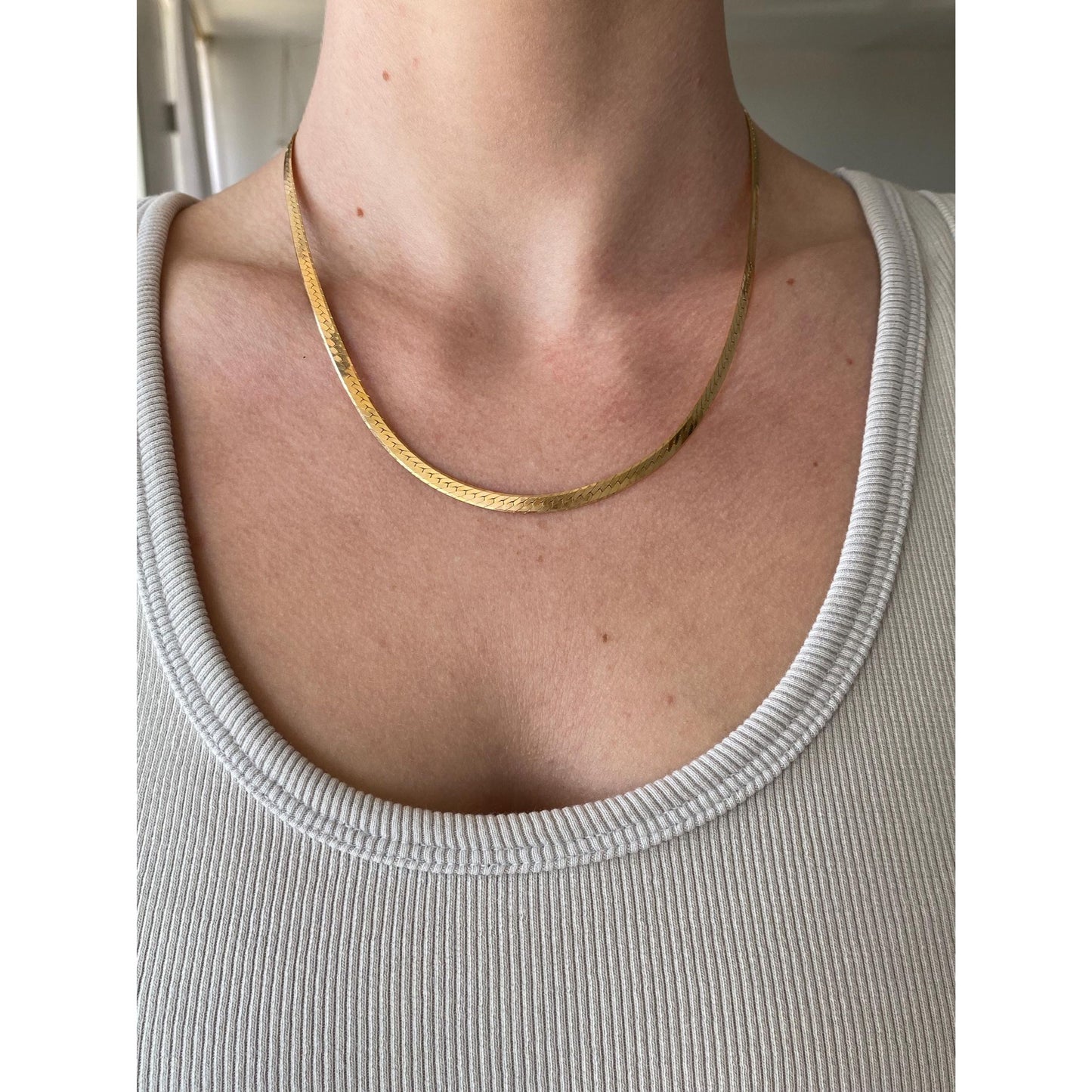 Vintage Solid 14k Yellow Gold Herringbone Chain Necklace - 18.25 inches