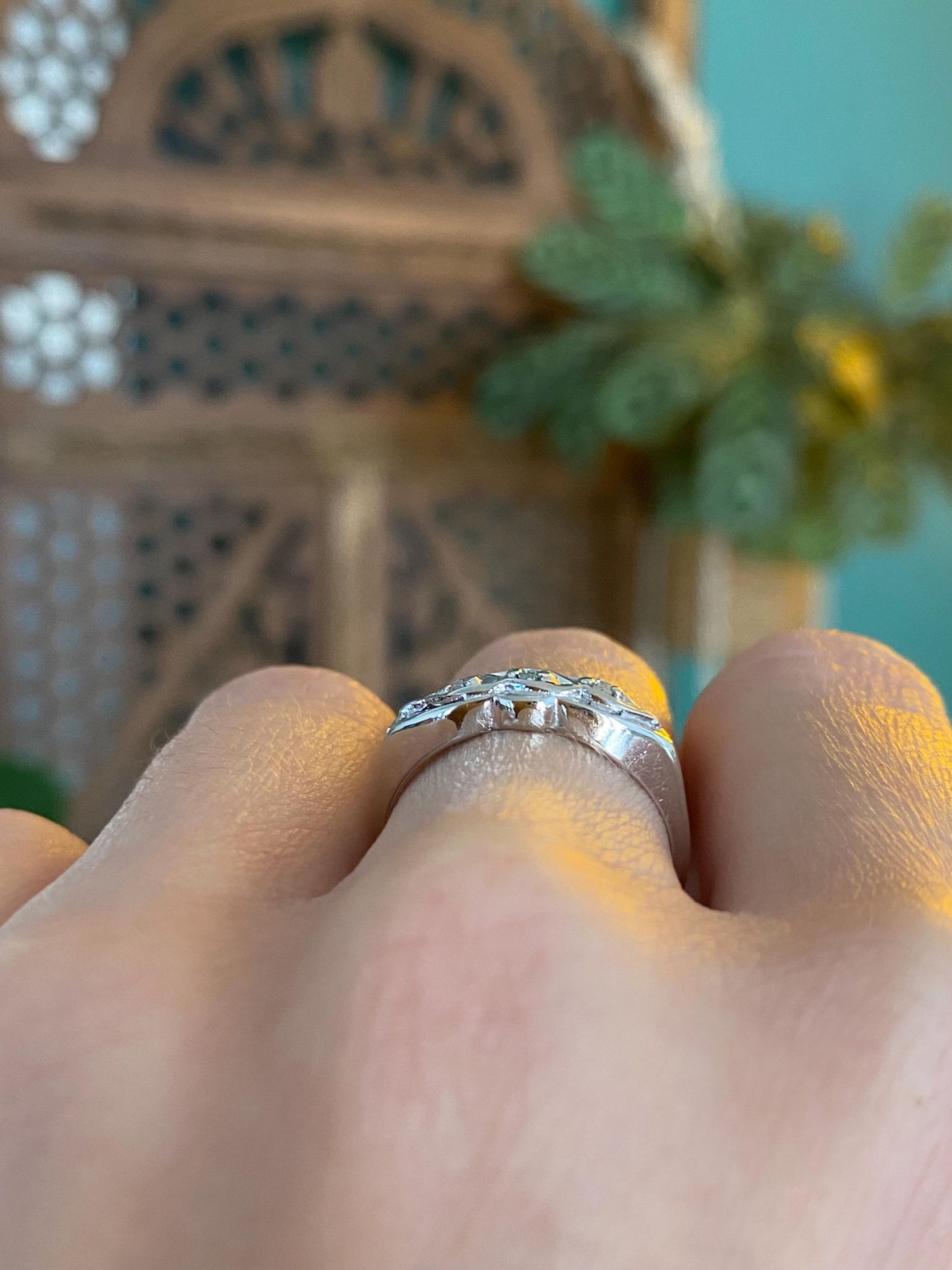 Vintage Solid 14k White Gold Diamond Ring Band - Size 6.5