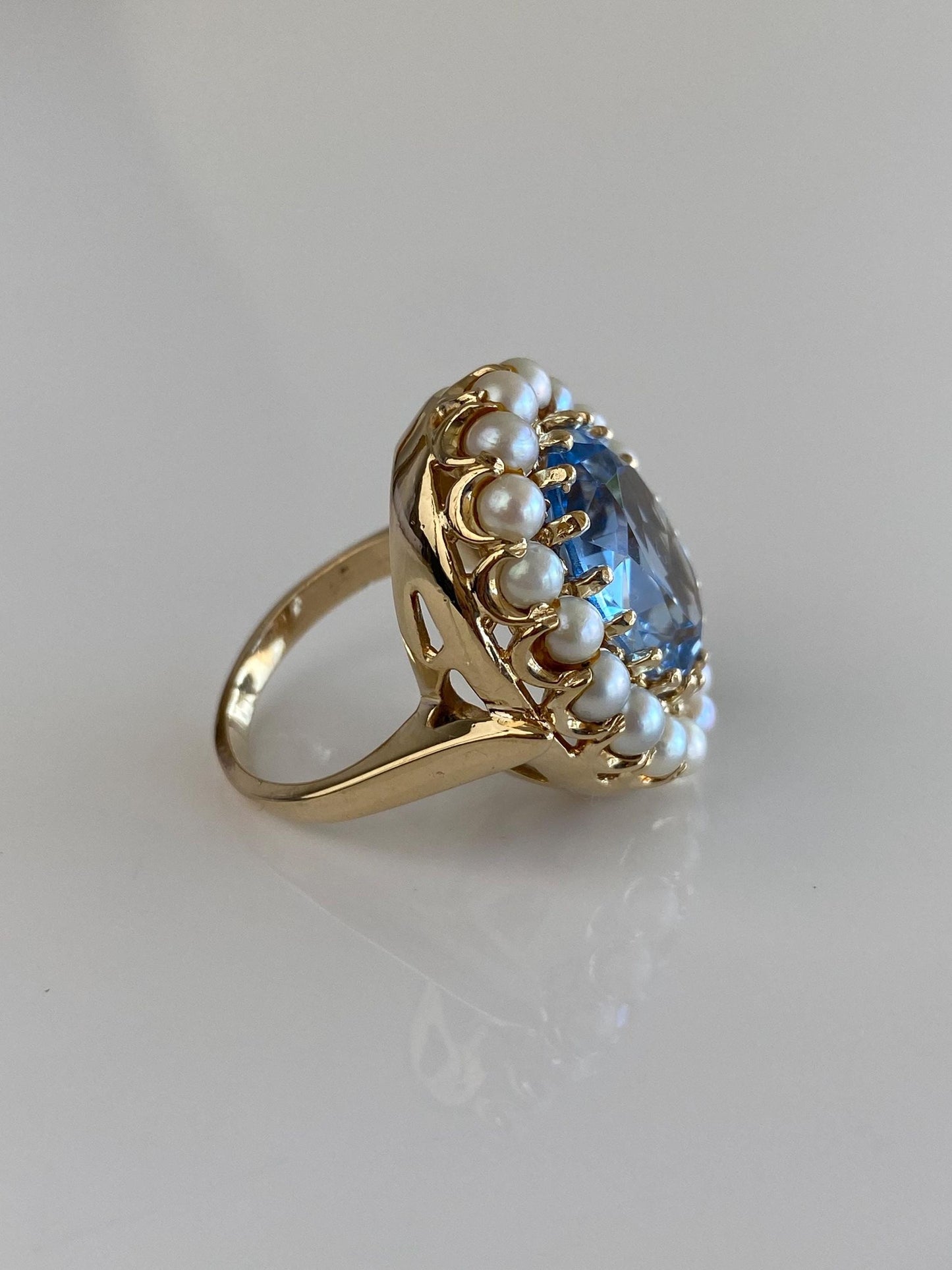 Vintage Solid 14k Yellow Gold Pearl Halo Topaz Ring - Size 6.75