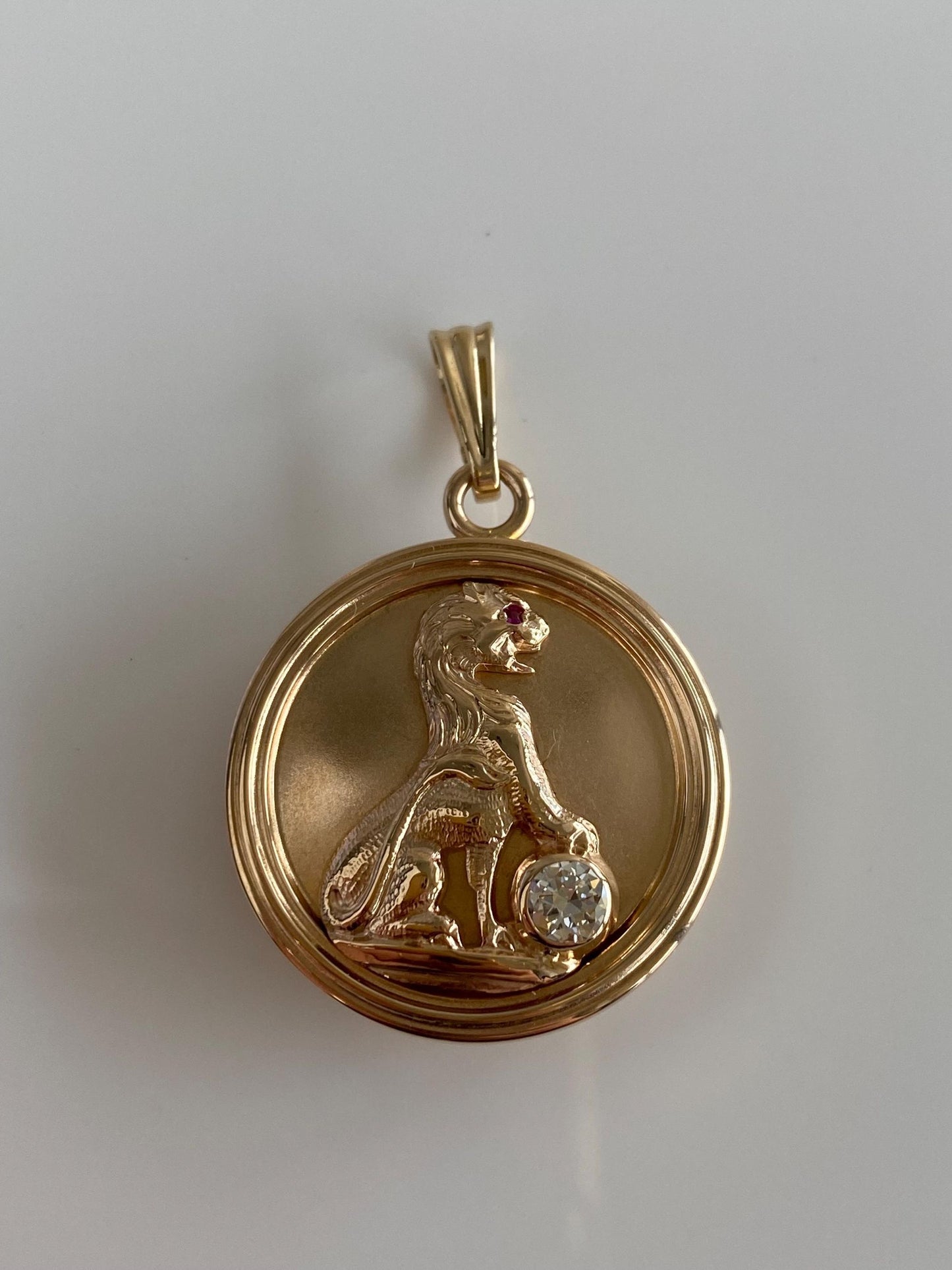 Vintage Solid 14k Yellow Gold Diamond Pink Sapphire Eye Lion Locket Charm