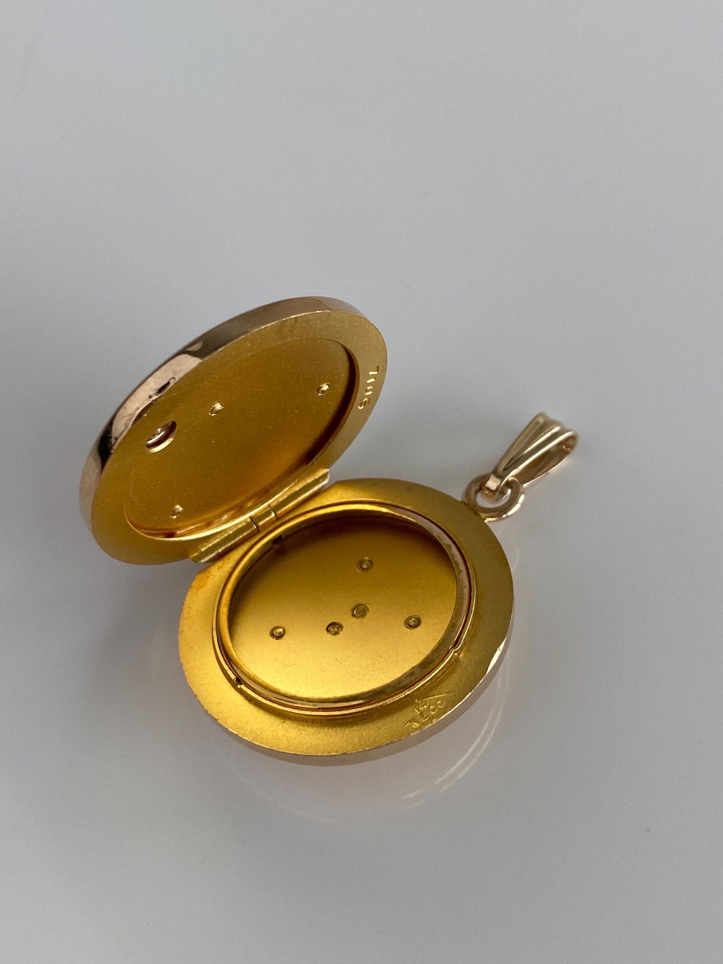 Vintage Solid 14k Yellow Gold Diamond Pink Sapphire Eye Lion Locket Charm