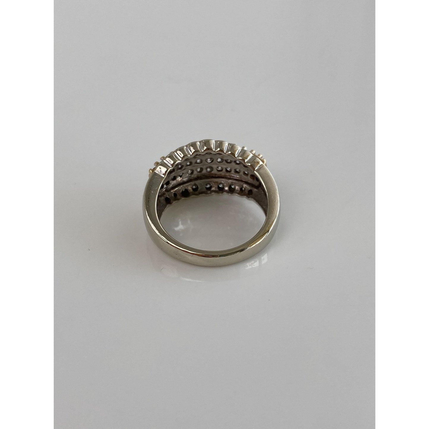 Vintage Solid 14k White & Yellow Gold Diamond Ring Band - Size 6.75