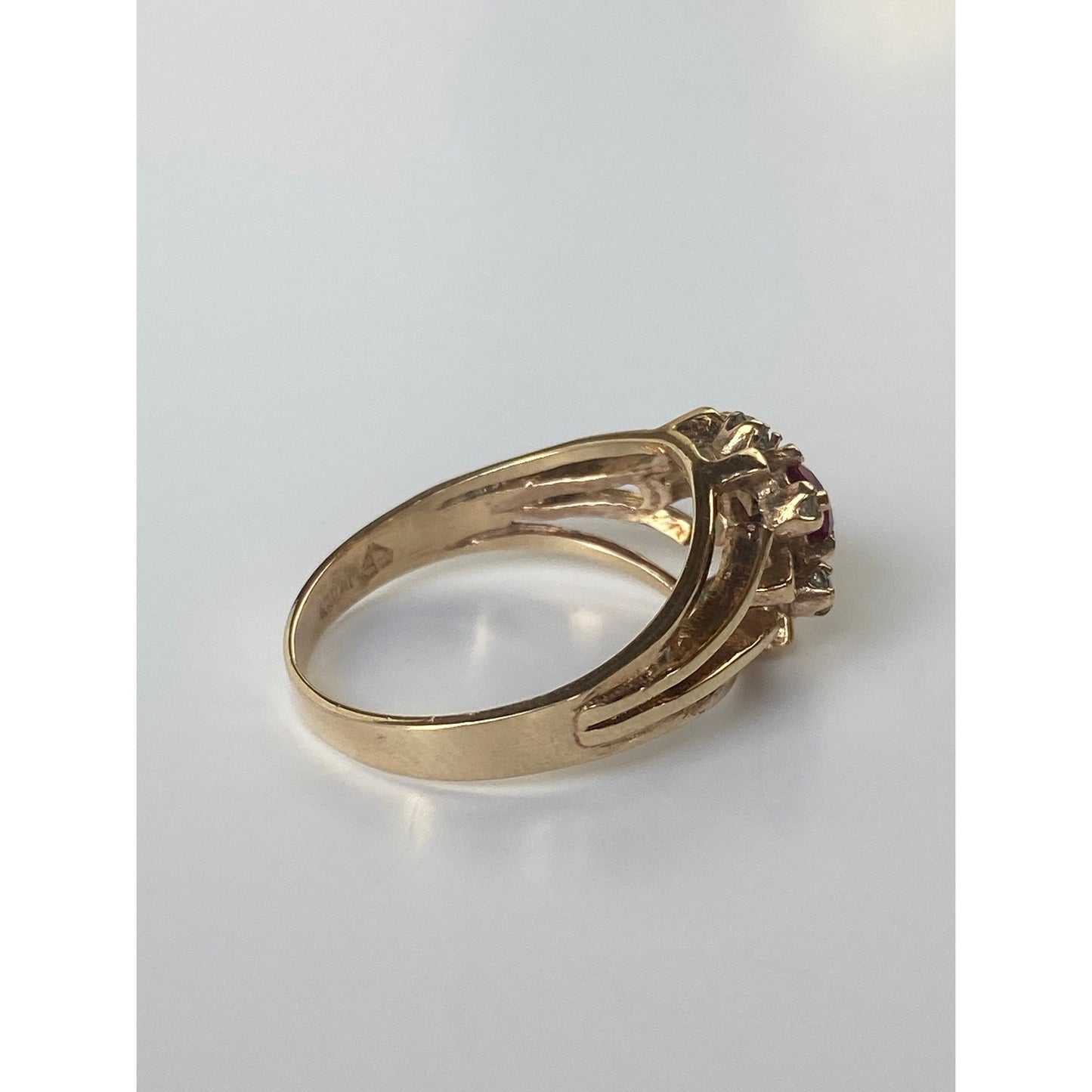 Vintage Solid 10k Yellow Gold Pink Spinel Clear Quartz Halo Ring - Size 5.75
