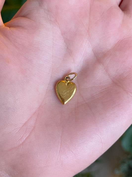 Vintage 18k Yellow Gold Grandma Puffy Heart Charm