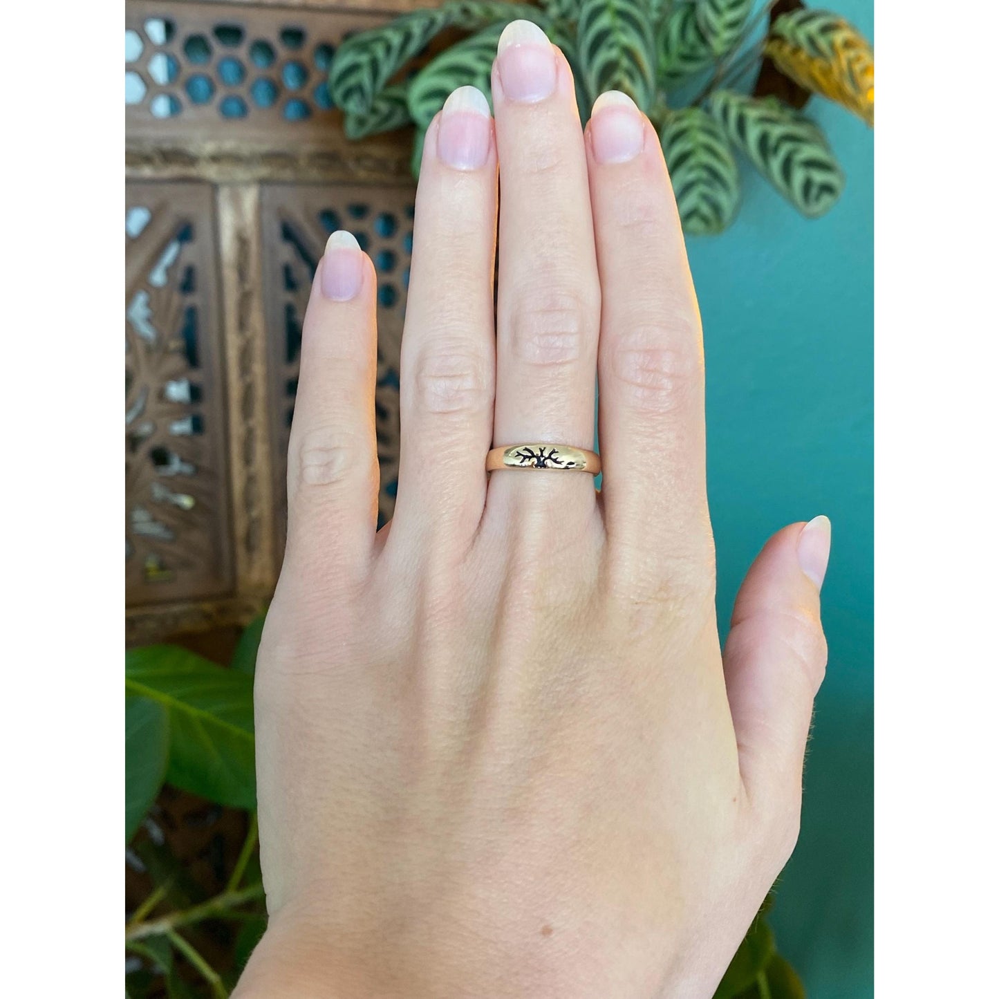 Vintage Solid 14k Yellow Gold Enamel Tree of Life Ring Band - Size 6.75