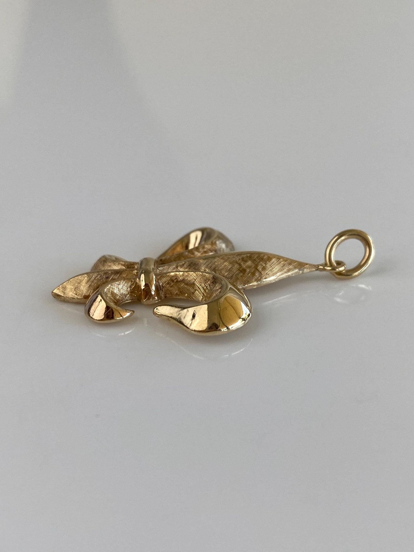Vintage 14k Yellow Gold Fleur-de-lis Charm