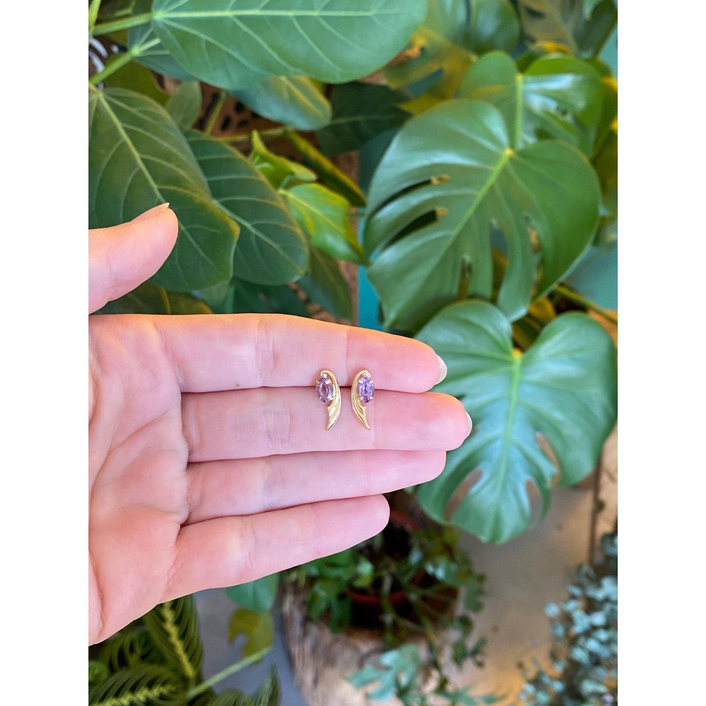 Vintage Solid 14k Yellow Gold Amethyst Stud Earrings