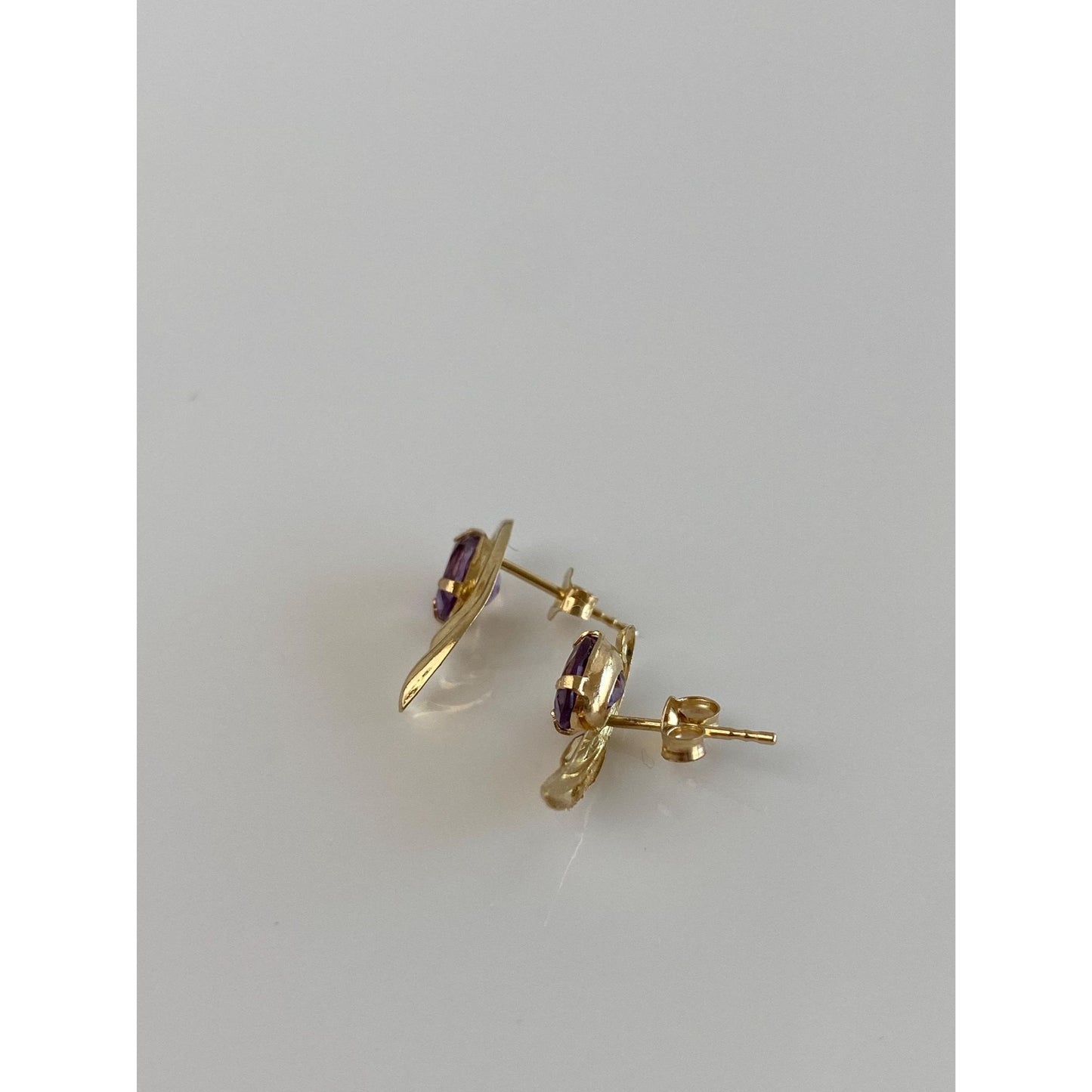 Vintage Solid 14k Yellow Gold Amethyst Stud Earrings