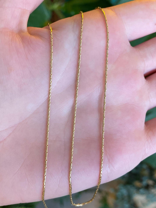 Vintage Solid 14k Yellow Gold Triangle Snake Chain Necklace - 18.5 inches