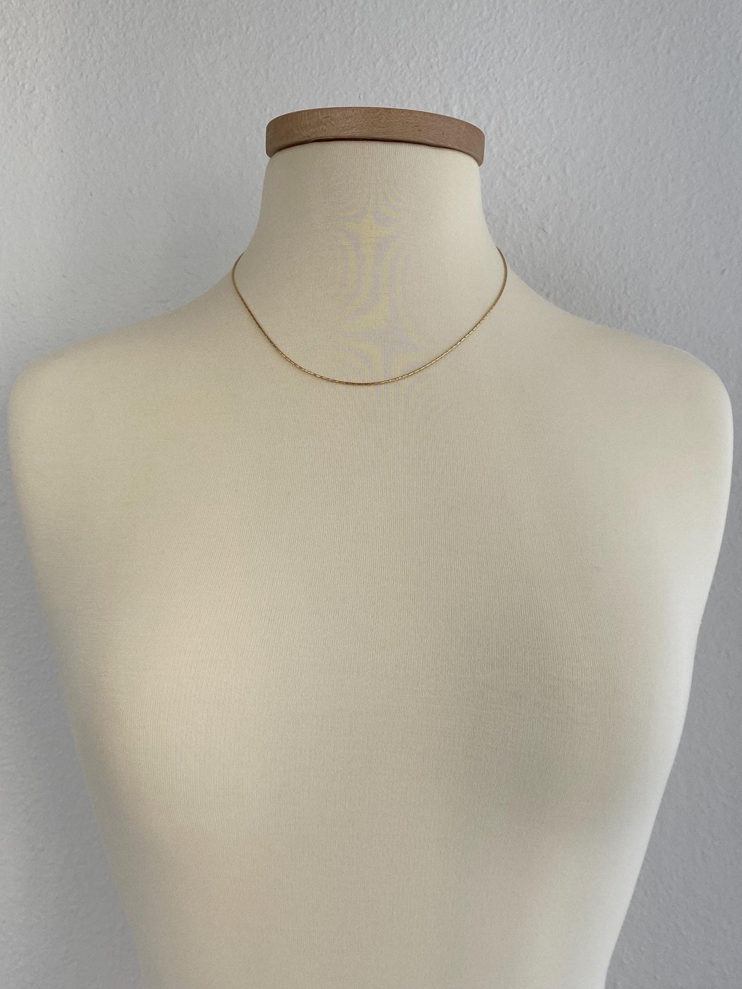 Vintage Solid 14k Yellow Gold Triangle Snake Chain Necklace - 18.5 inches