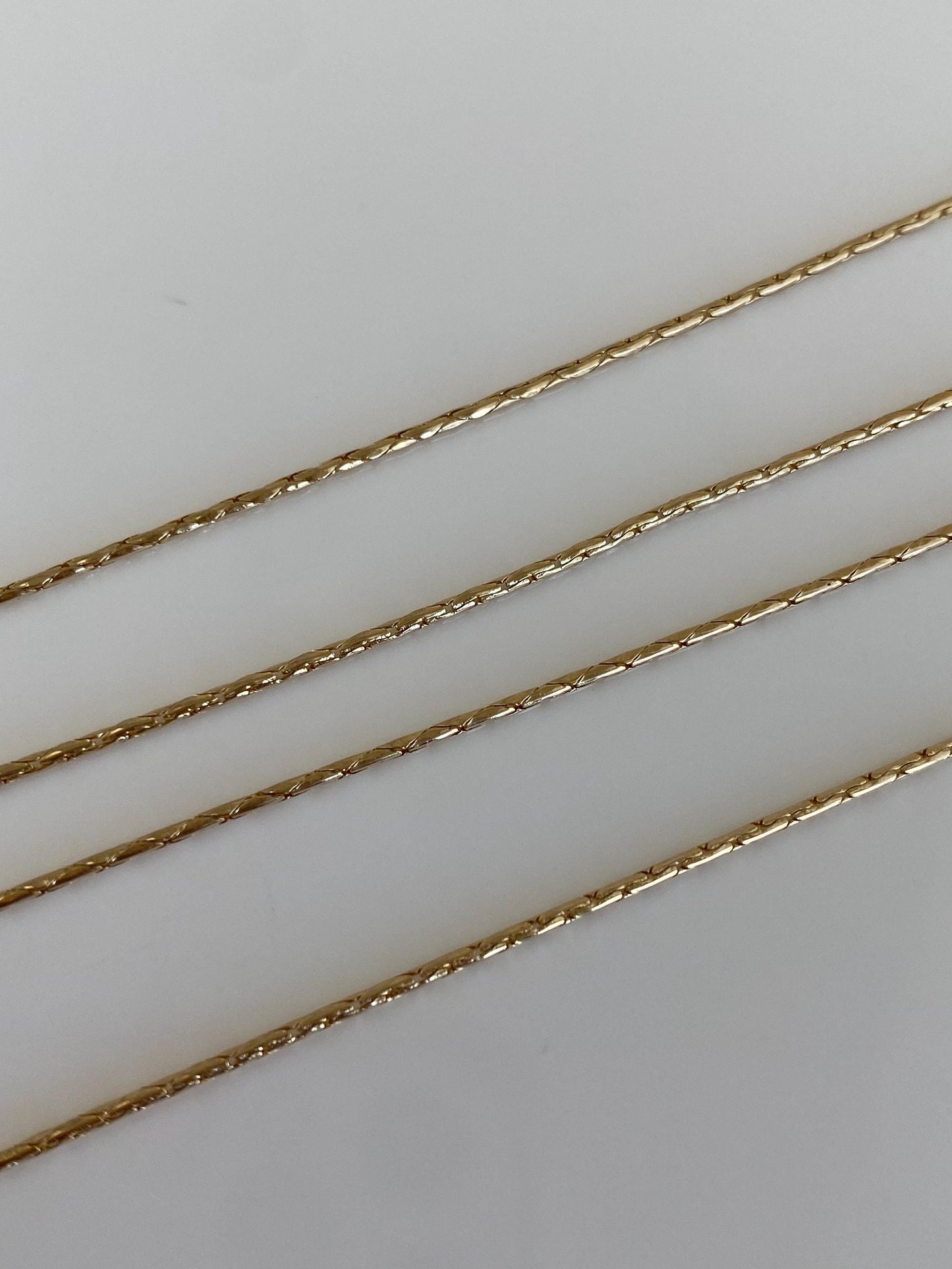 Vintage Solid 14k Yellow Gold Triangle Snake Chain Necklace - 18.5 inches