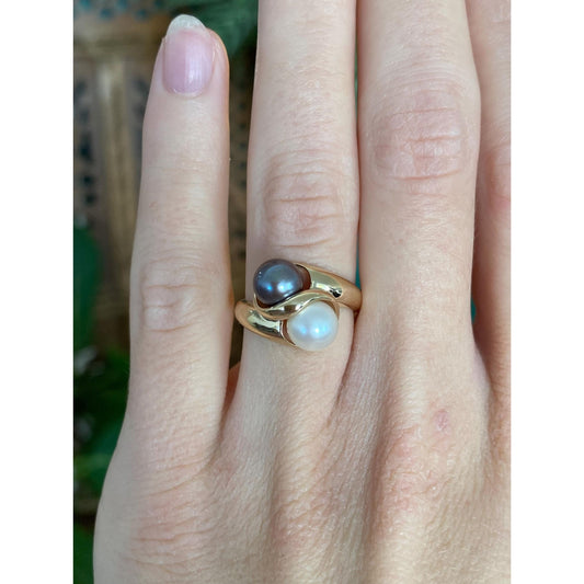 Vintage Solid 14k Yellow Gold White & Peacock Pearls Twist Ring - Size 5