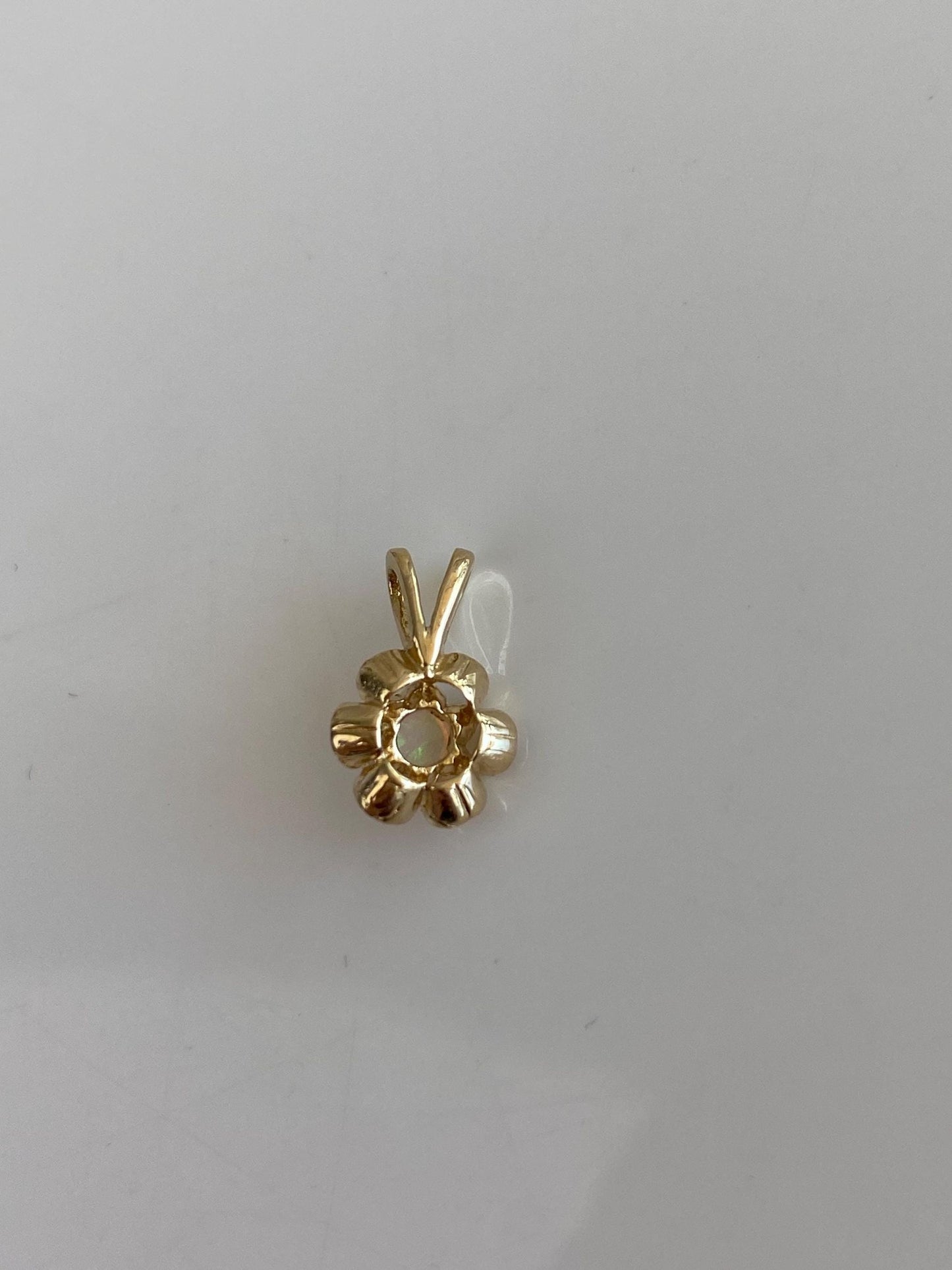 Vintage Solid 14k Yellow Gold Opal Flower Charm