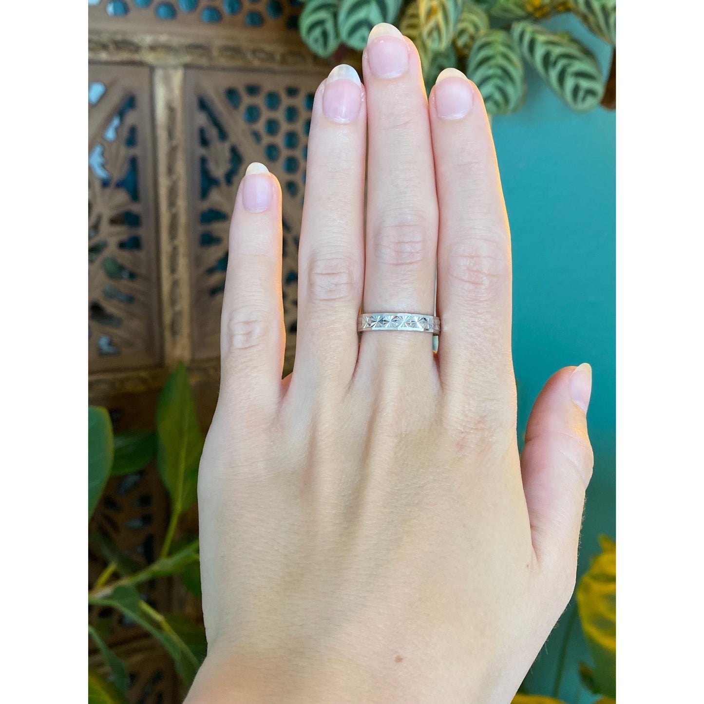 Vintage Solid Platinum Diamond Cut Star Ring Band - Size 7