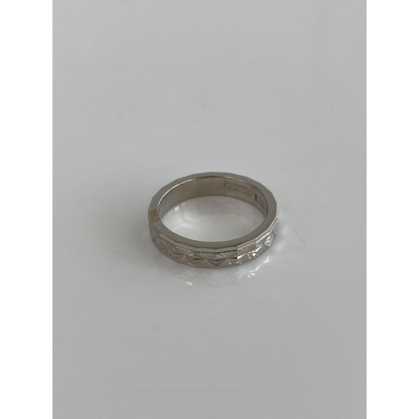 Vintage Solid Platinum Diamond Cut Star Ring Band - Size 7