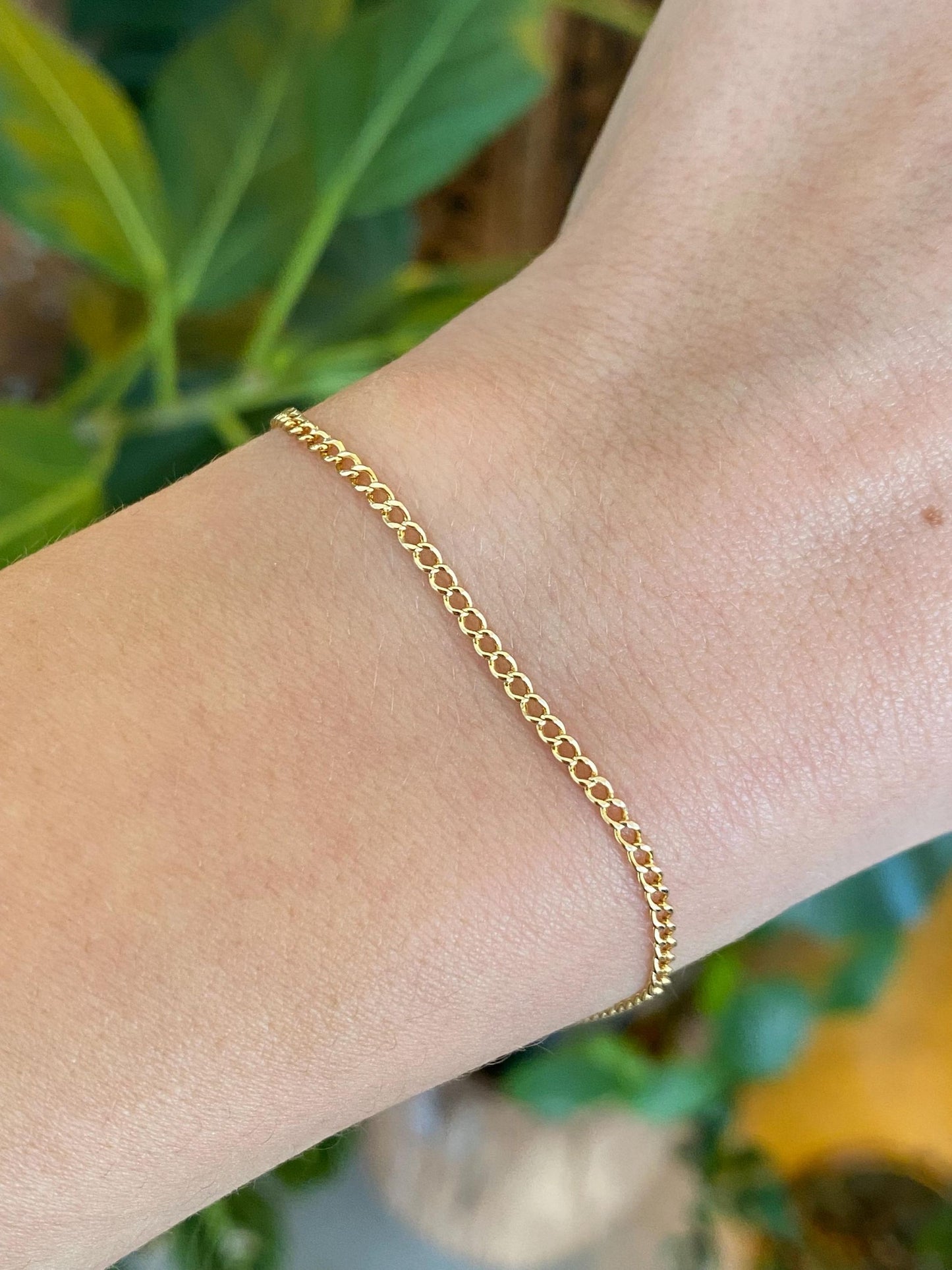 Vintage Solid 14k Yellow Gold Curb Chain Bracelet - 7 inches