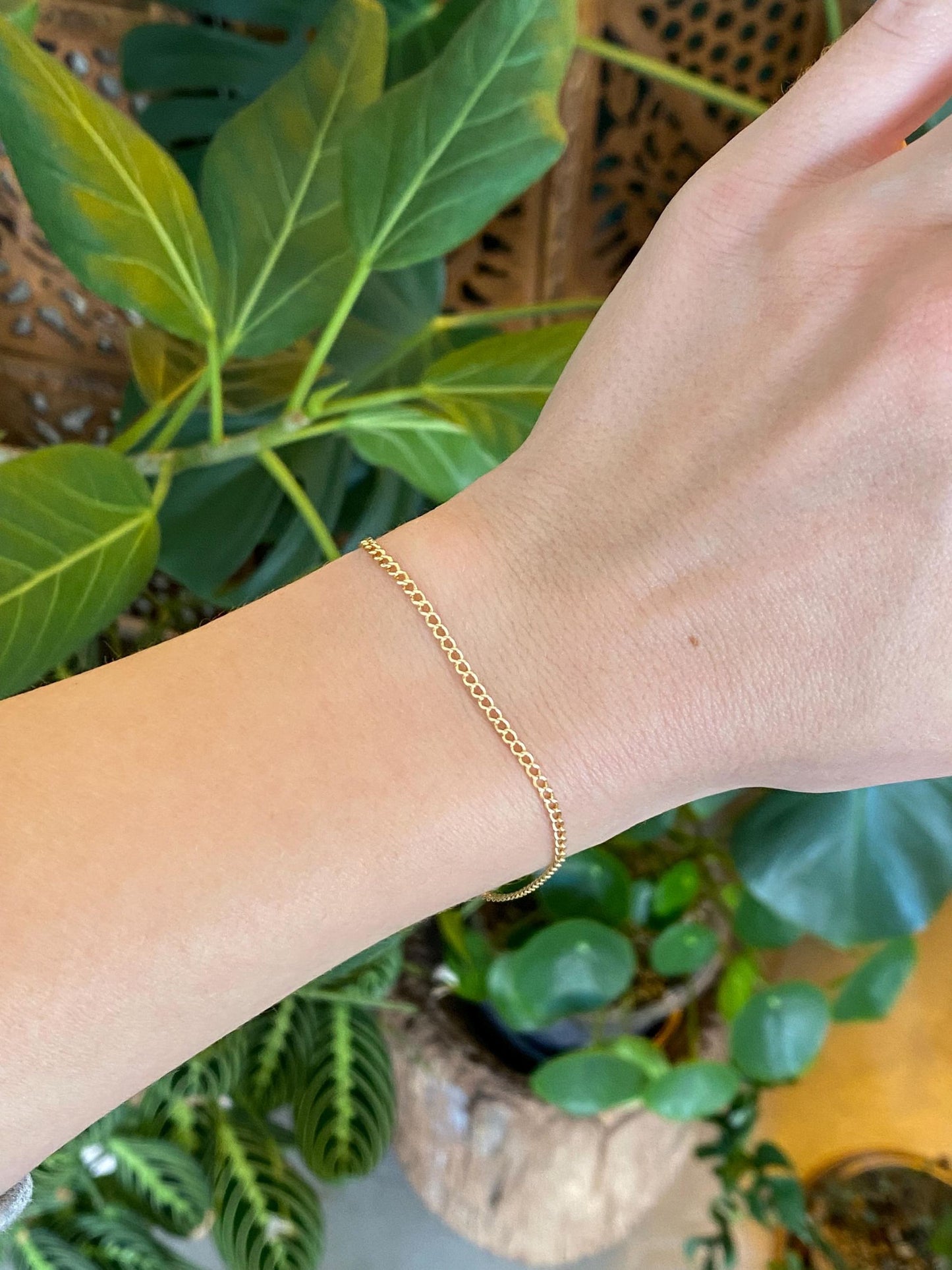Vintage Solid 14k Yellow Gold Curb Chain Bracelet - 7 inches